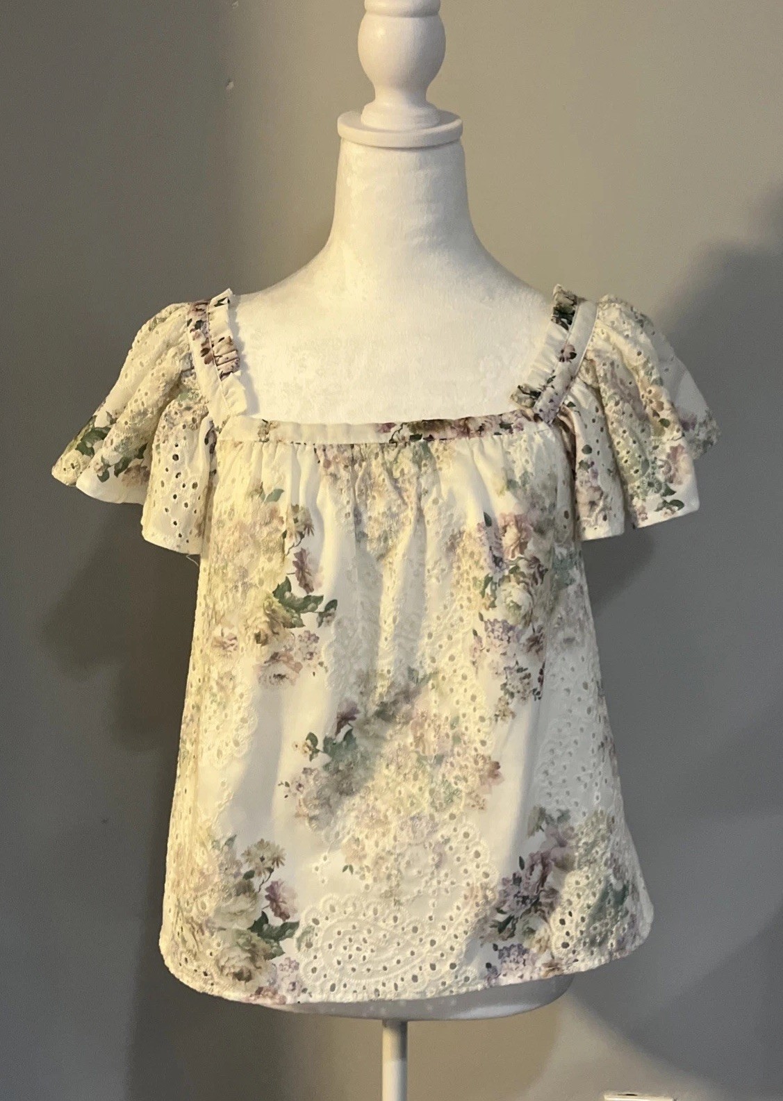 Solitaire Floral Ruffle Cap Sleeve Embroidered Eyelet Blouse Whimsical Romantic