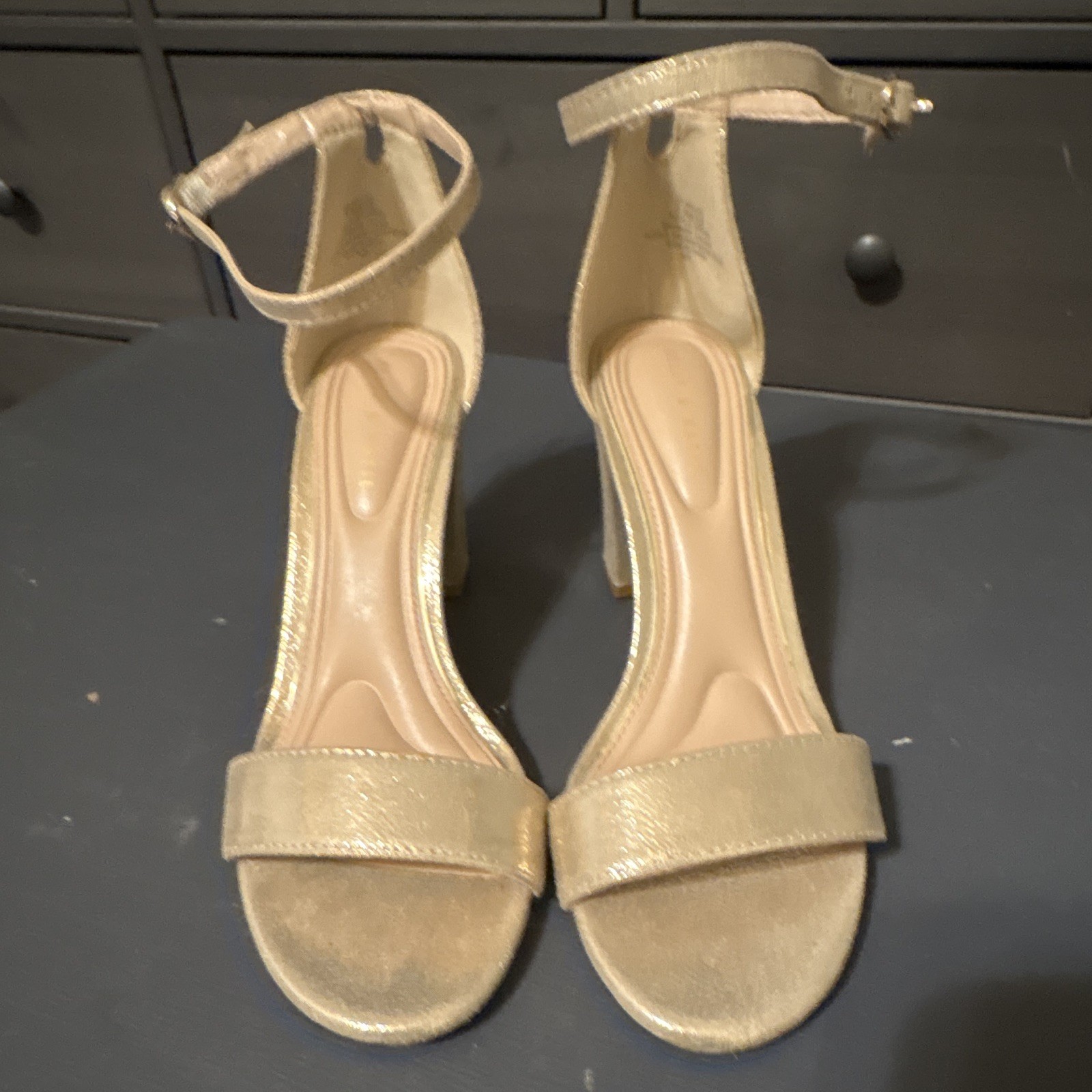 Kelly & Katie Women’s Gold Strappy Ankle Strap Open Toe Block Heel 7.5