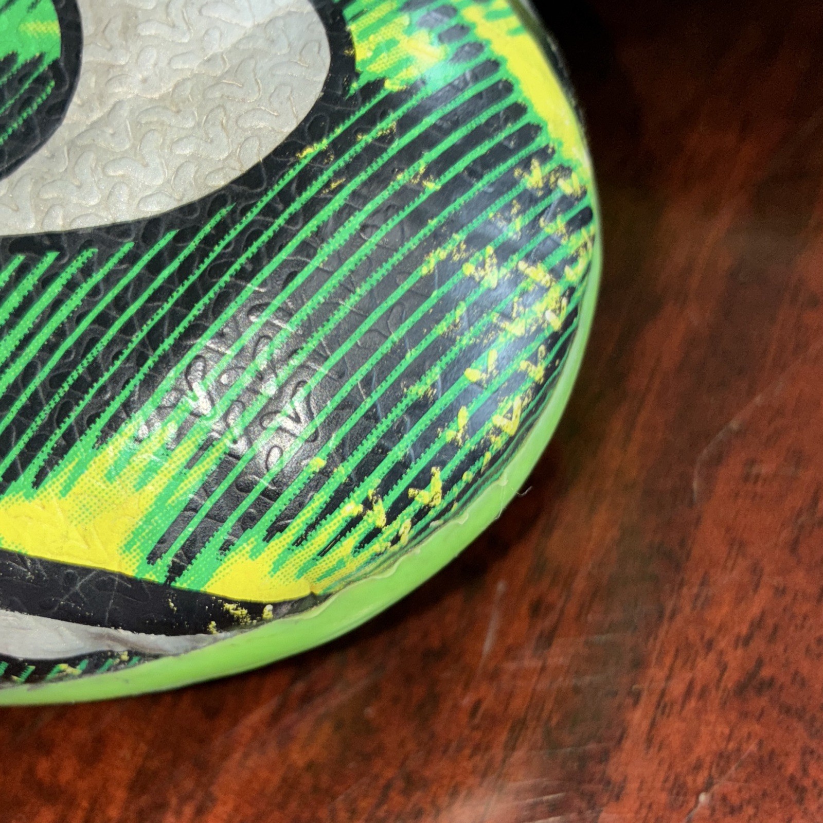 Nike Phanton Phantom GT Low Top Lace-Up Rubber Soccer Cleats Camo Green/Black