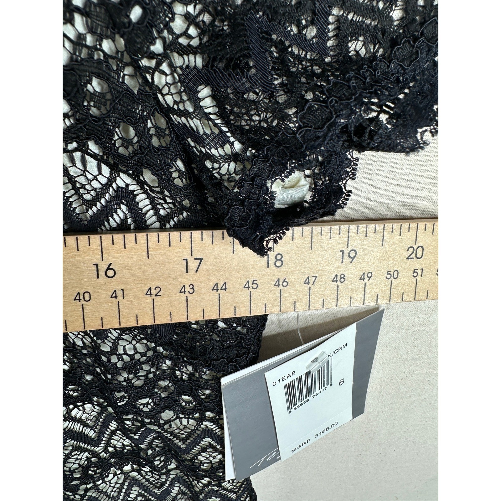 NWT Tegan Women’s Dress Black Lace Overlay Short Sleeve Shift Dress Size 6