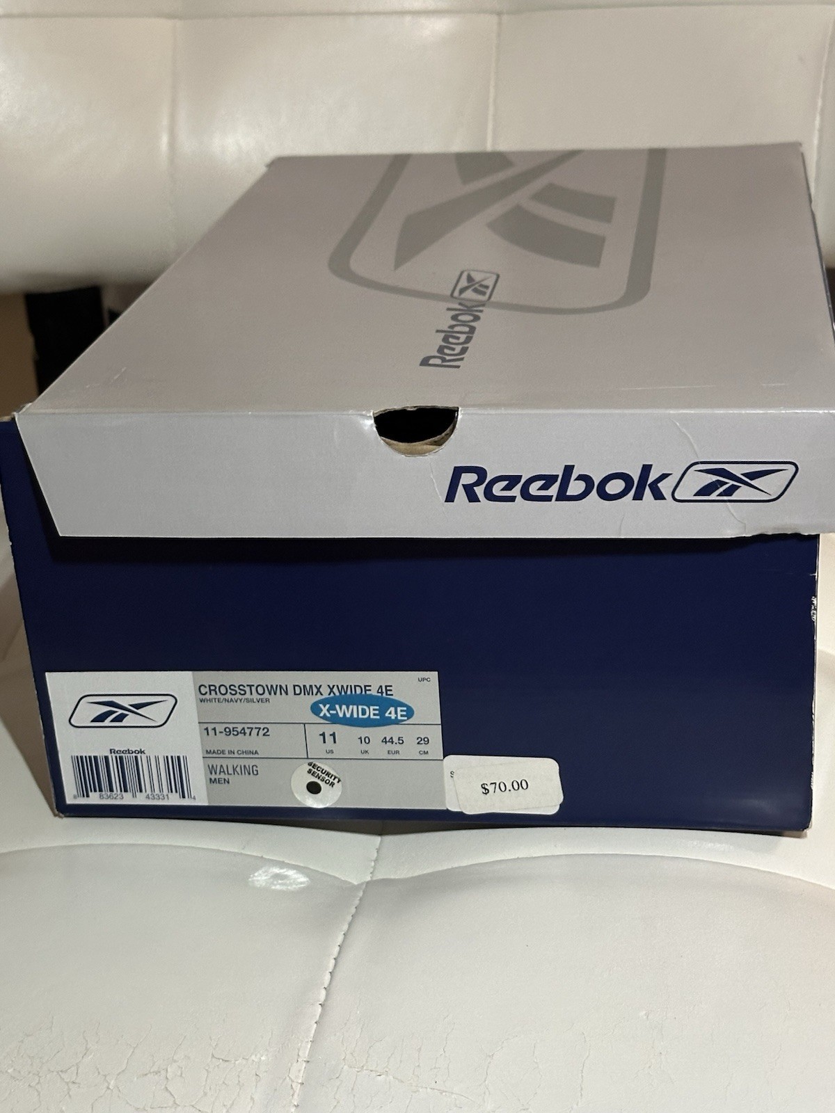 Reebok Crosstown DMX Max White/Navy Low Top Lace-Up Cushioned 11 mens X-Wide 4E