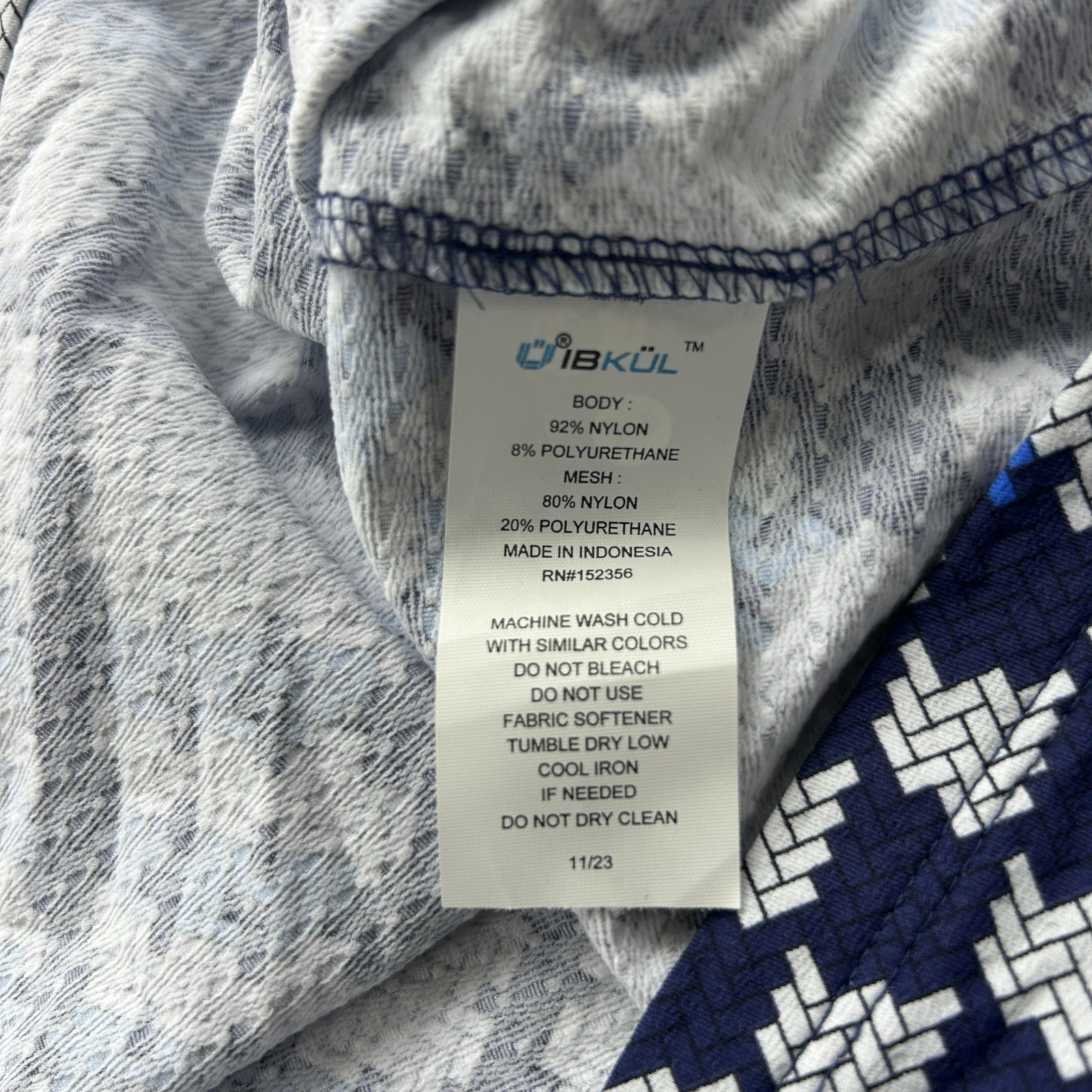 NWT IBKUL Womens XL Blue 1/4 Zip Mock Neck Sonika Golf Performance L/S