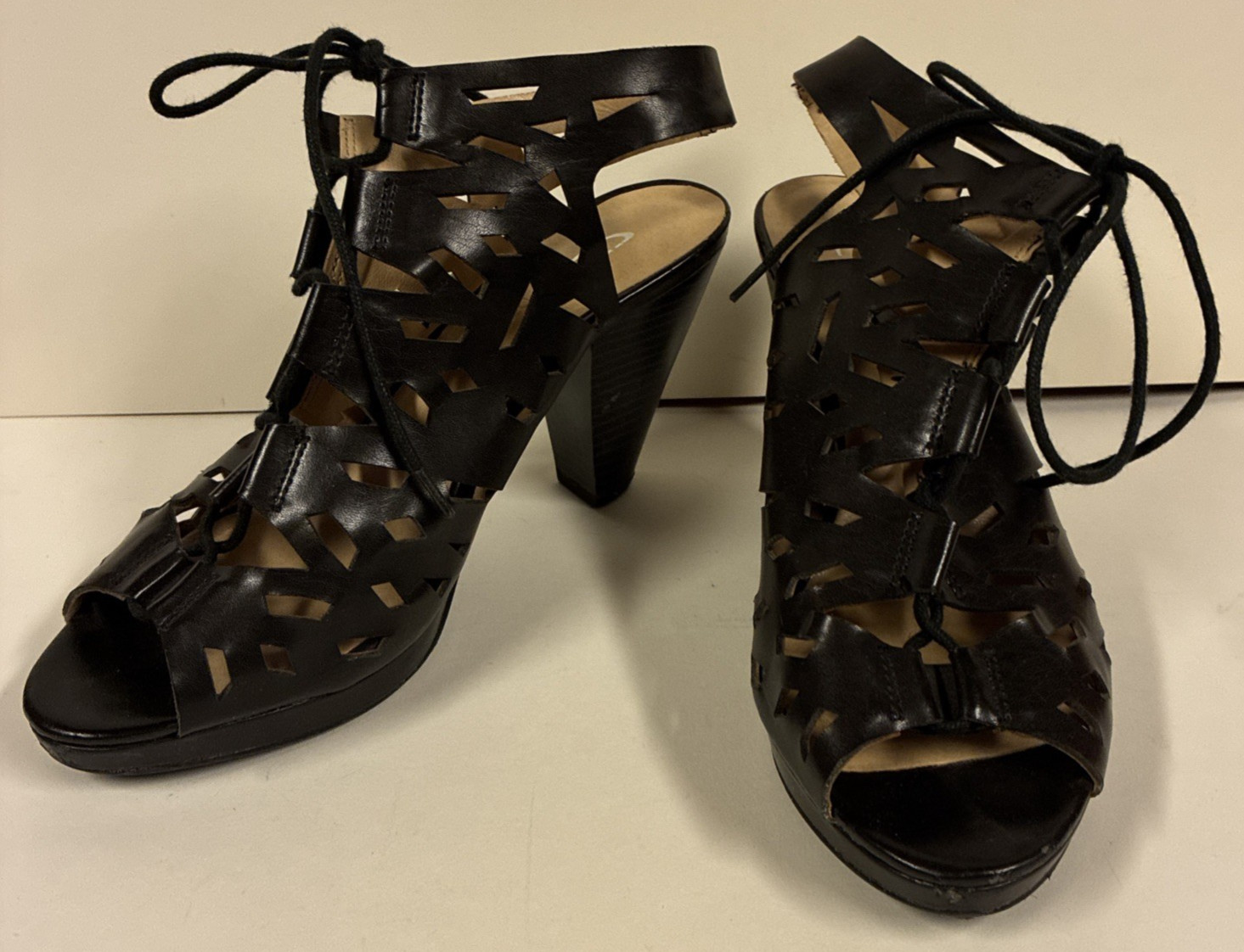 CL By Laundry Leather Cutout Lace-Up Peep-Toe Gladiator Heels Women 8.5 M Black