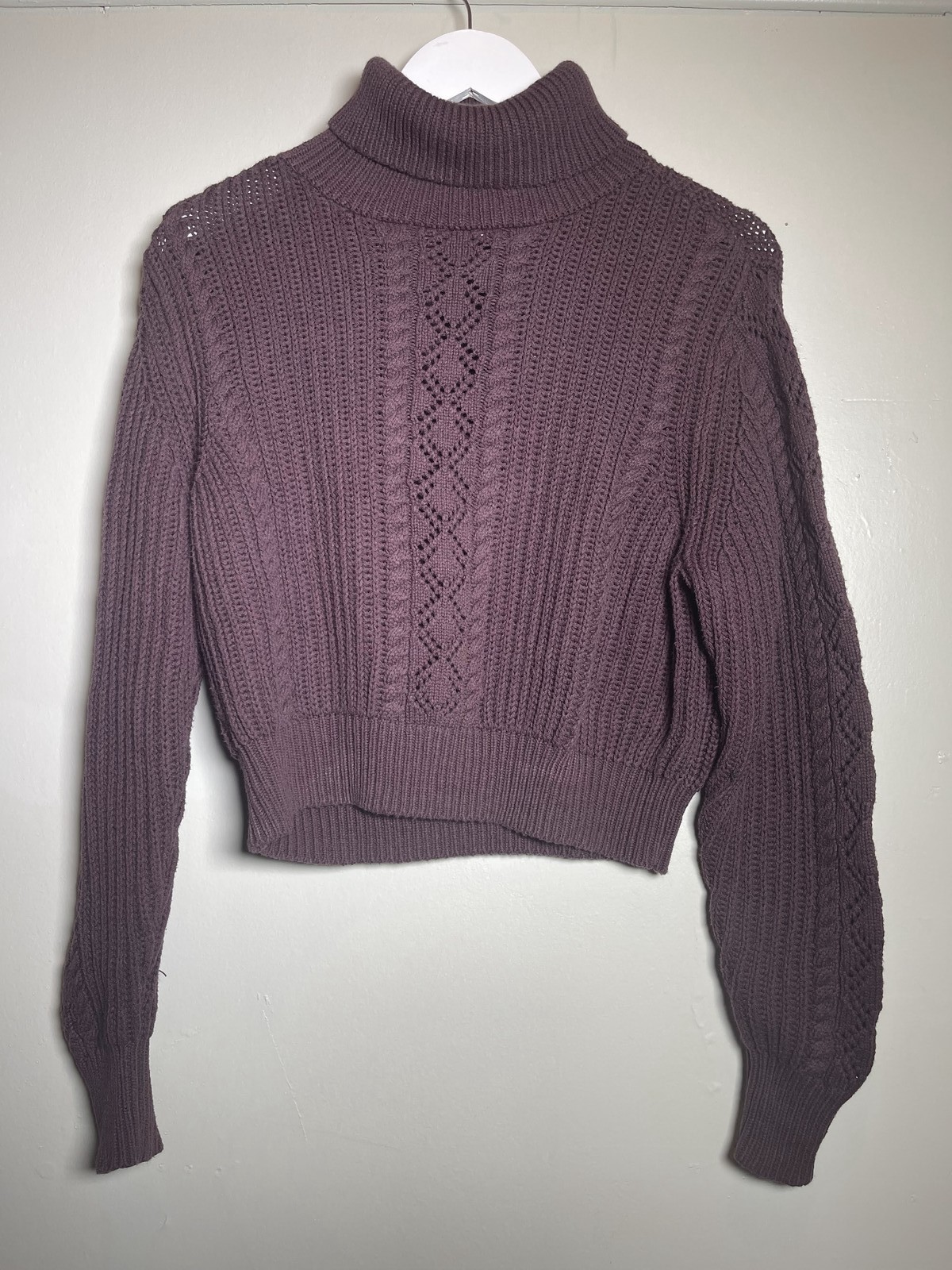 Melrose And Market Turtleneck Sweater Knit Maroon Women’s Medium – Pre Owned
