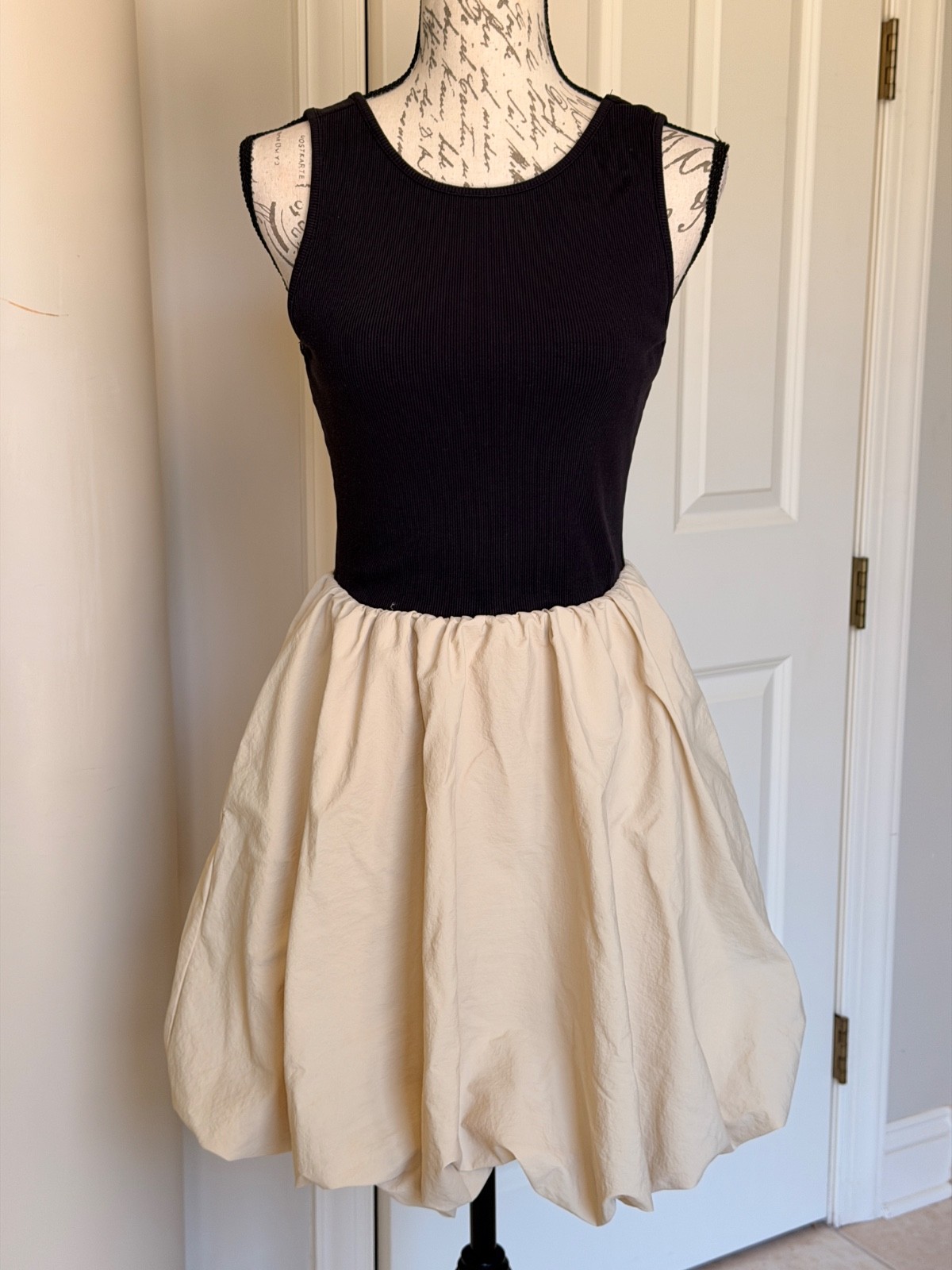 Steve Madden Linnea Mixed-Media Bubble Hem Pockets Minidress Sz. Small