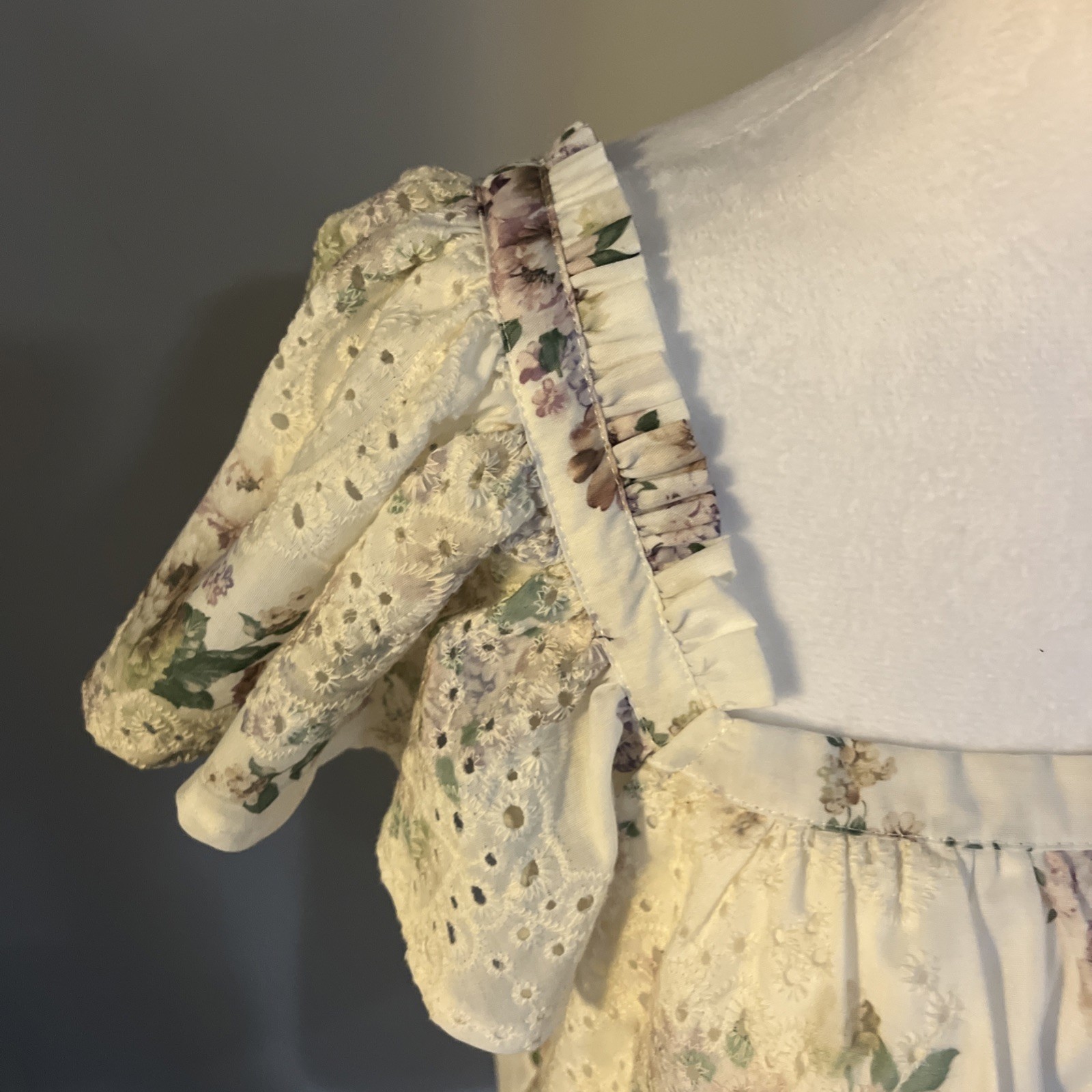Solitaire Floral Ruffle Cap Sleeve Embroidered Eyelet Blouse Whimsical Romantic