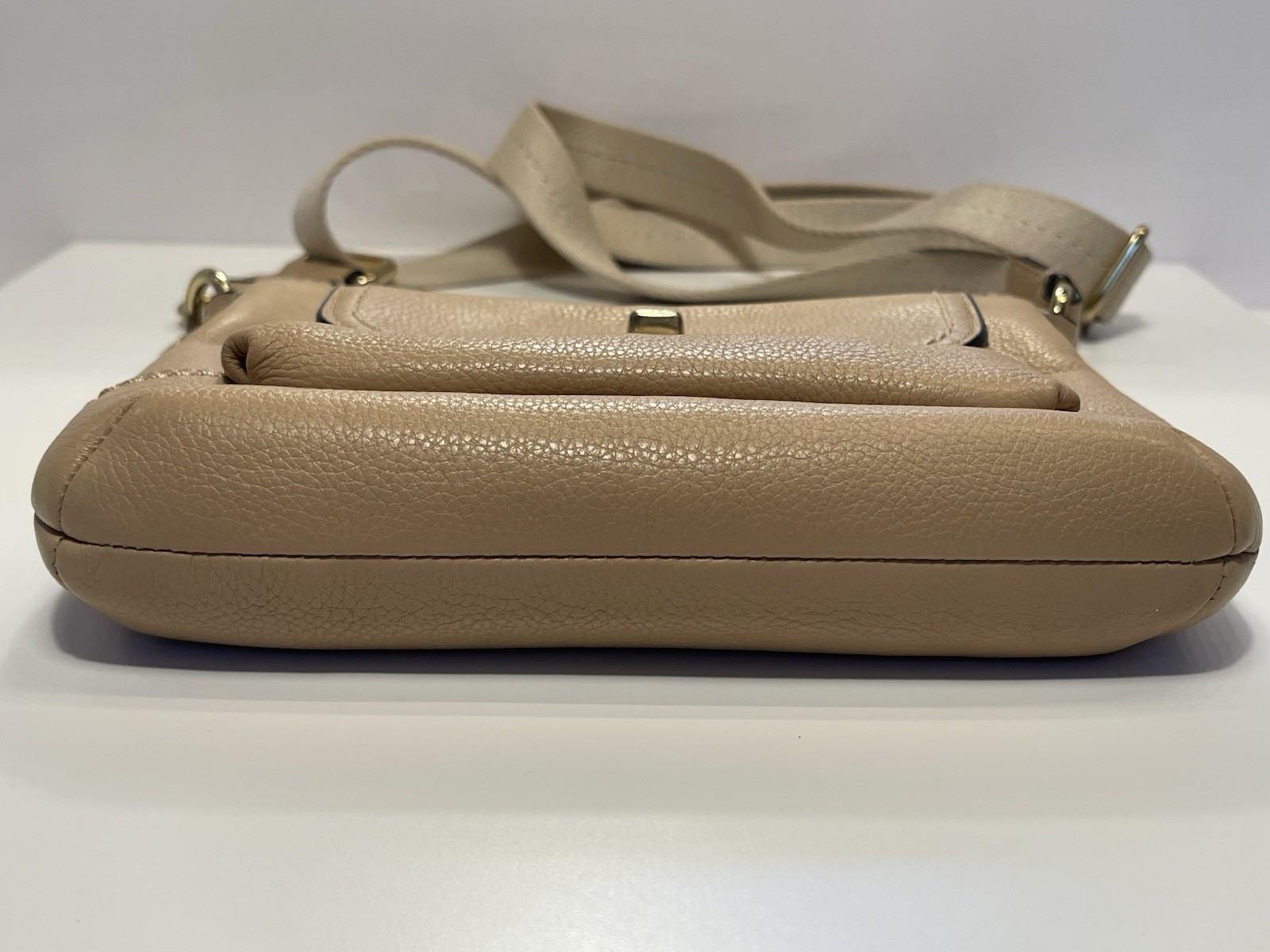 Coach Park Nude Leather Swingpack Crossbody Zip & Turn lock Brass Hardware Bag