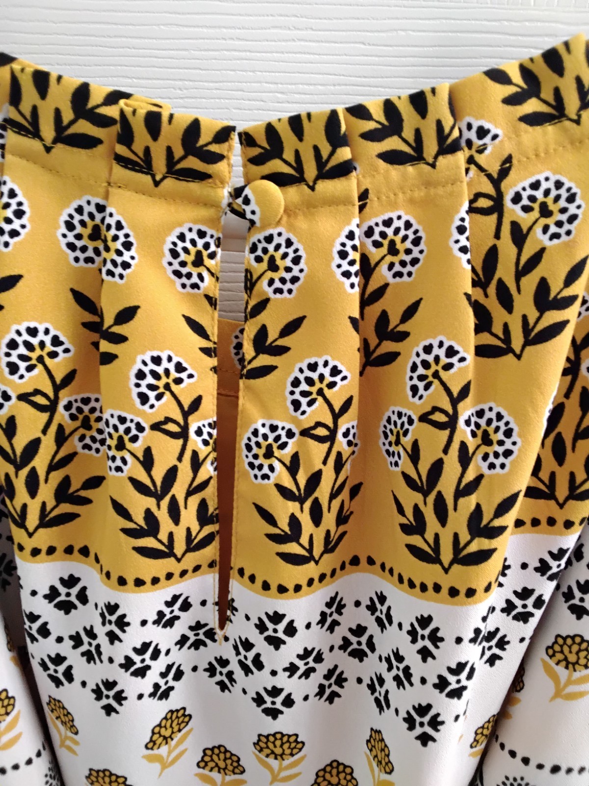 Ann Taylor Mustard Yellow Multi Floral Tie Waist Dress Women M