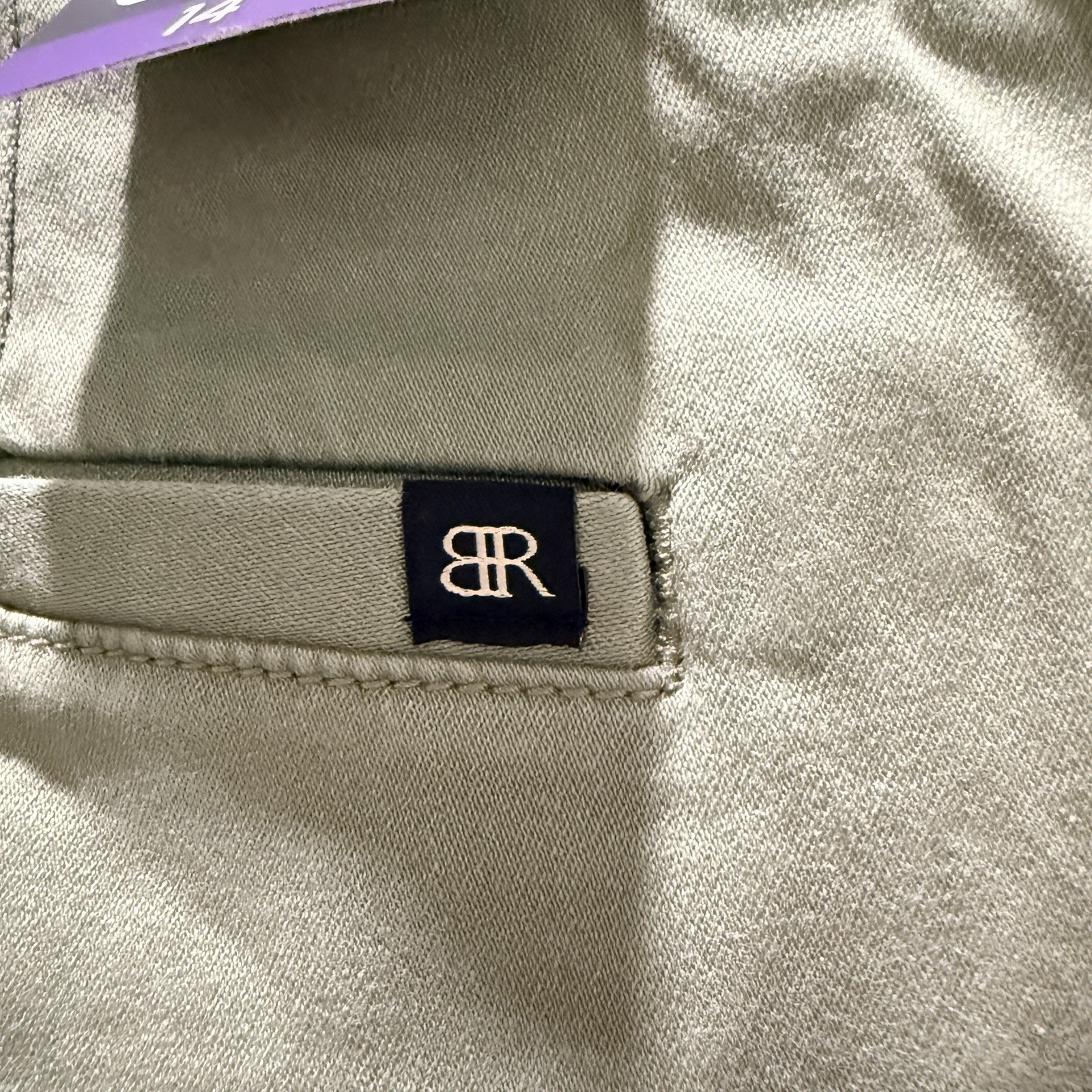 NWT Banana Republic Woman’s Organic Cotton Stretch Chino Pants Olive Green 14