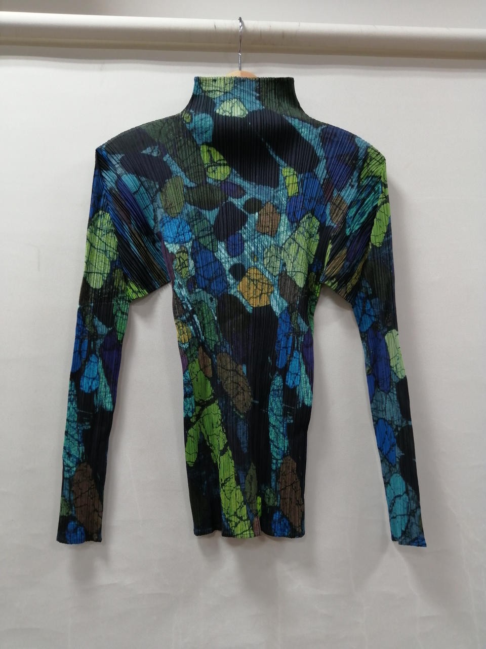 Pleats Please PP74-JK504 All-Over Pattern High Neck Top, Size 3, Women