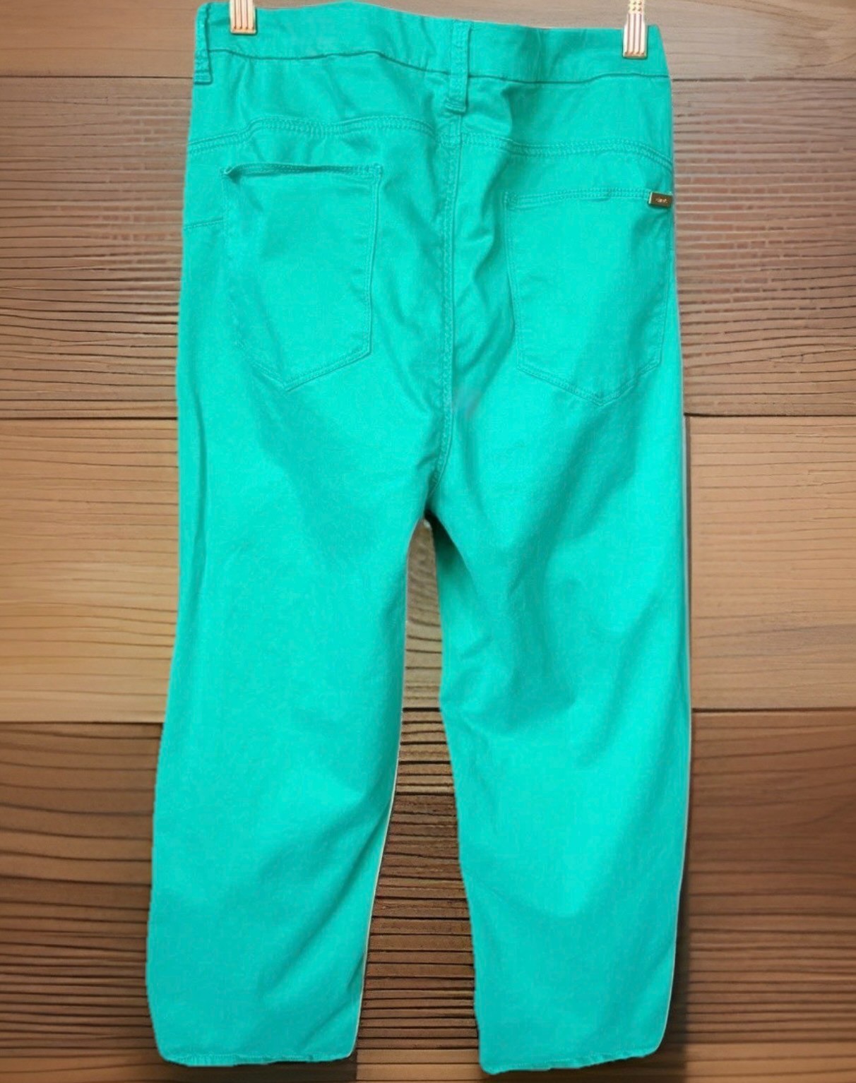 Chicos So Slimming Crop Capri Pants Womens 2.5 Tropical Green Stretch Resort
