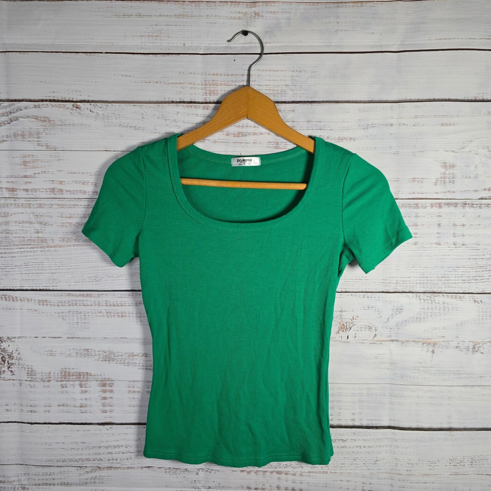 Zeagoo Ribbed Scoop Neck Tee Bundle XS Green Beige Striped Stretch Tops