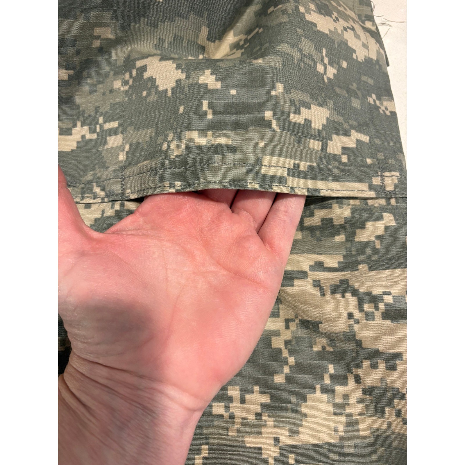 US Army ACU Digital Camo Cargo Pants Sz L Long UCP Tactical Trousers 35-39 Waist