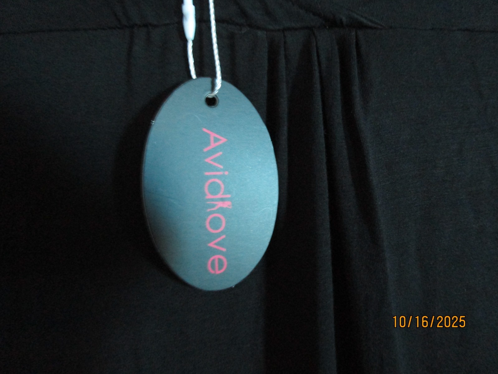 New Avid Love Black Top Sz XXL Rayon & Spandex Bust 49 Length 27.5 in