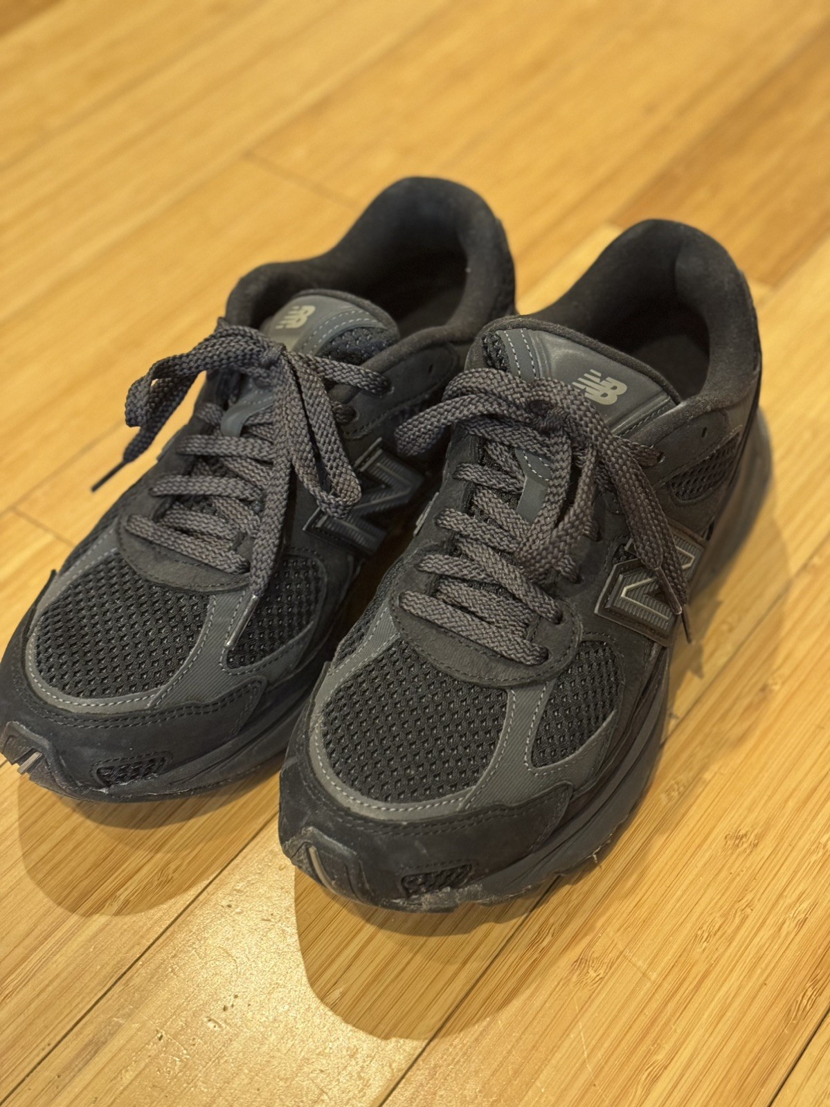 New Balance 2010 Black U2010TTB Mens Sz 9 Pre-owned (no original box!)