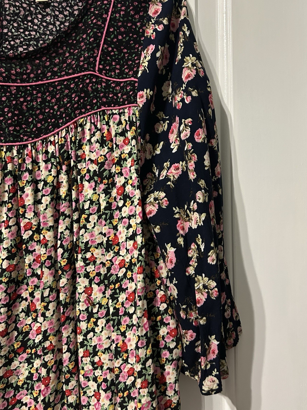Umgee Floral Tunic Blouse With Three Quarter Sleeves In Large