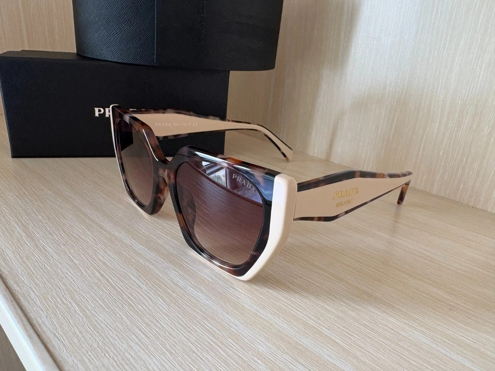 PRADA PR 15WS Women’s Sunglasses 01R0A6 Tortoise Caramel Powder Brown Grad w/Box