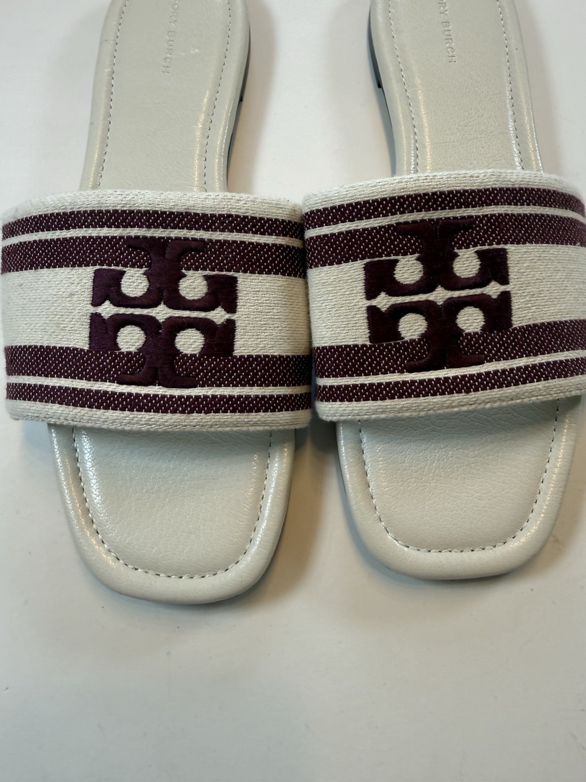 TORY BURCH Ash White / Vino Double T Jacquard Slide Sandal Size 10m