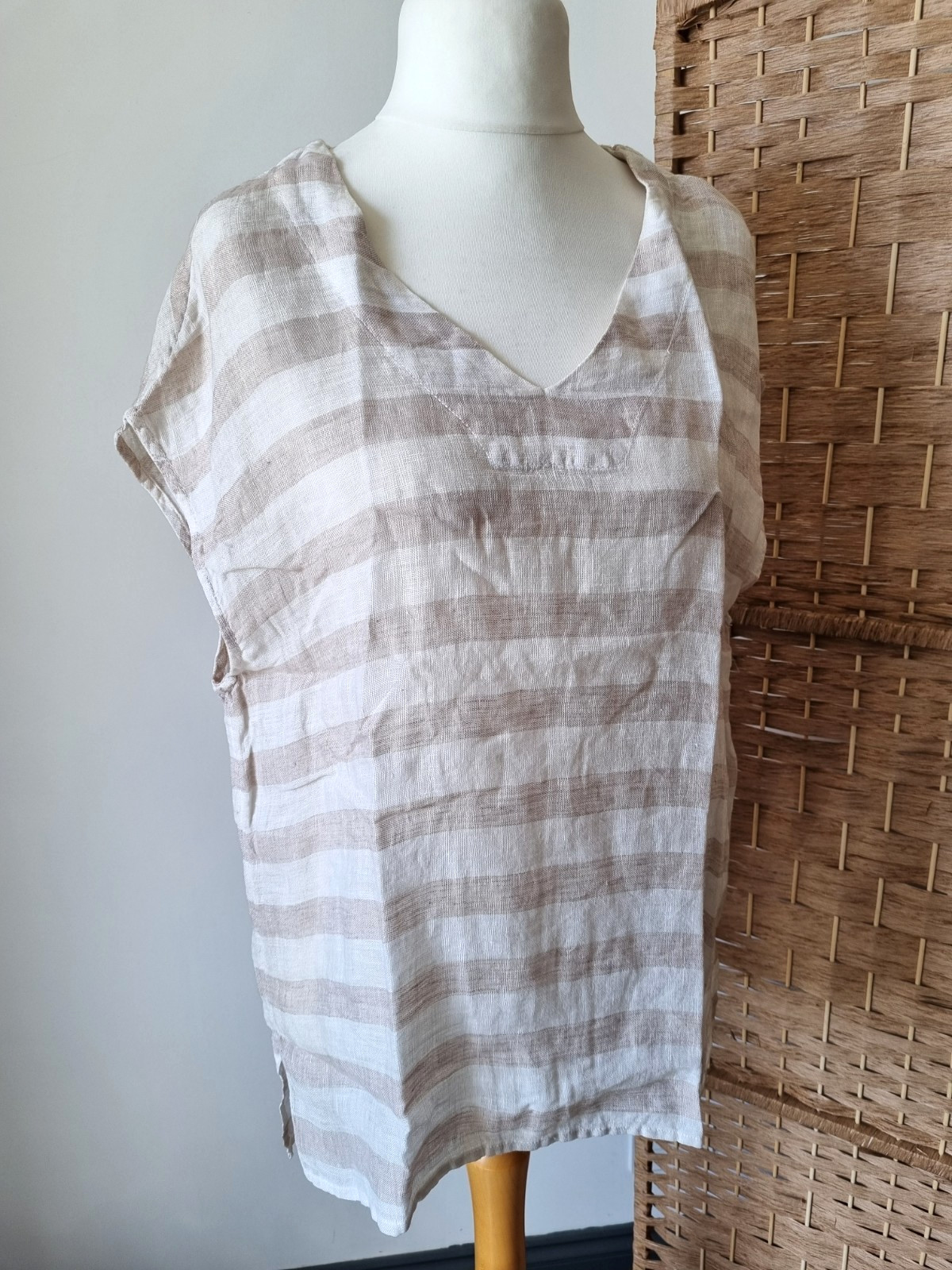 Deane & White Beige 100% Linen Blouse Top Women’s Large 44″ bust 14 / 16