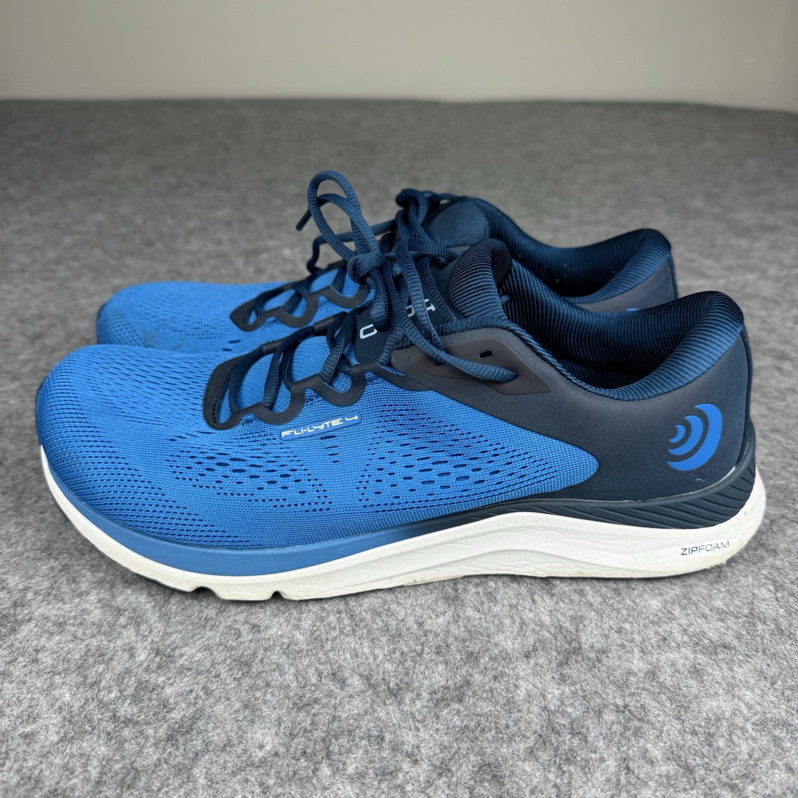 Topo Fli-Lyte 4 Blue & White Running Shoe Mens Size 11 Sneaker