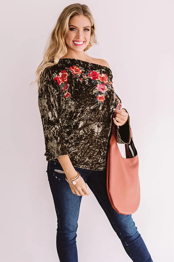 UMGEE Off The Shoulder Blouse Womens Sz L Army Green Embroidered Velvet Boho NWT