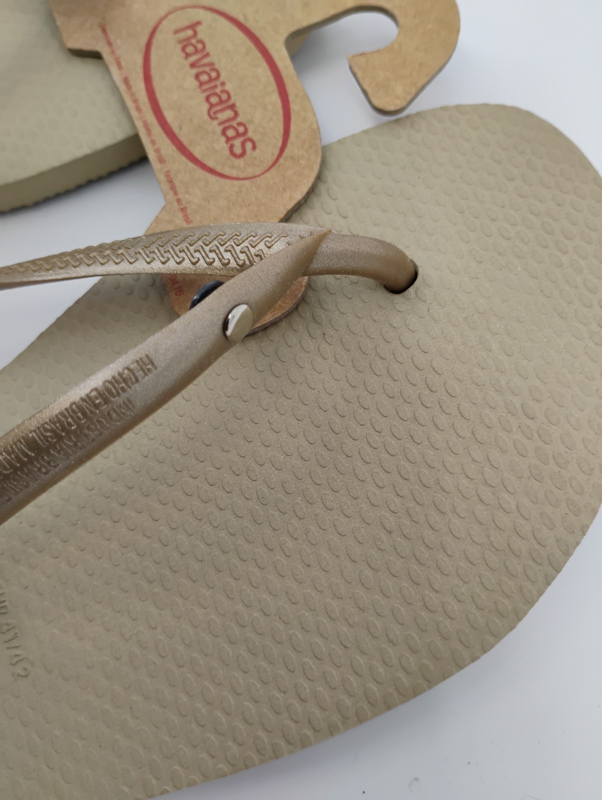 NEW Havaianas Sand Gray Light Gold Thong Flip Flops, Size 9/10w (39/40)