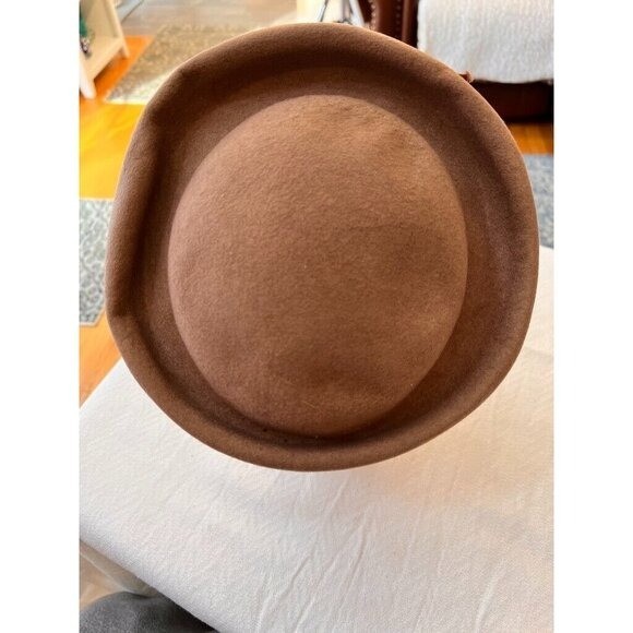 Vintage Hat Tan Beige with Bow Peachfield Imported Velour Union Made