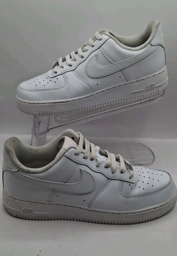 Mens Sz 9.5 NIKE AIR FORCE 1 WHITE LACE UP VENTED TOE 21-22