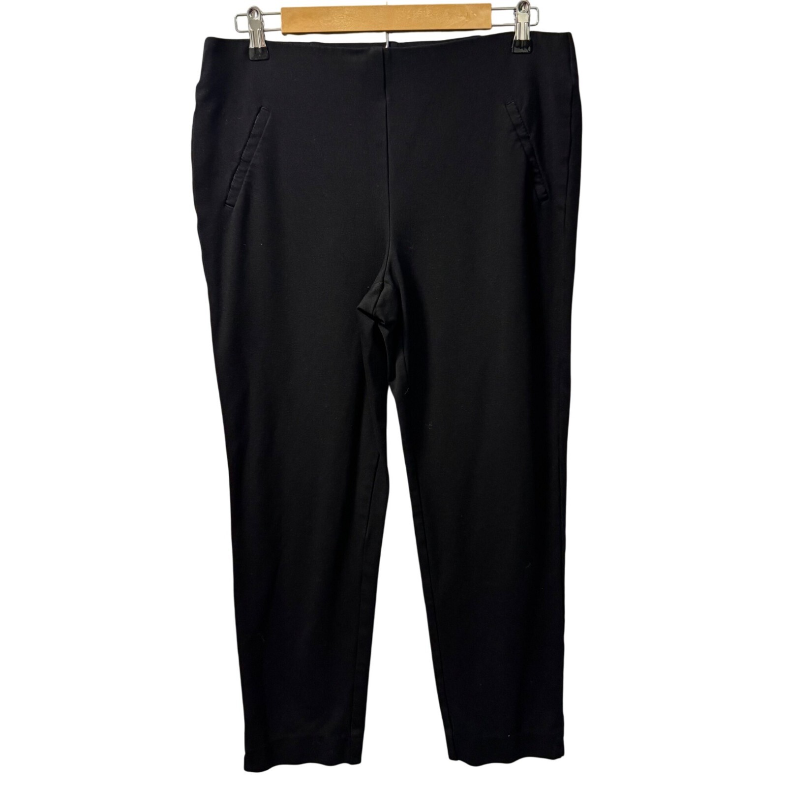 Chicos Black Ankle Pants Size Medium Short Rayon/Nylon/Spandex Blend Slim Fit