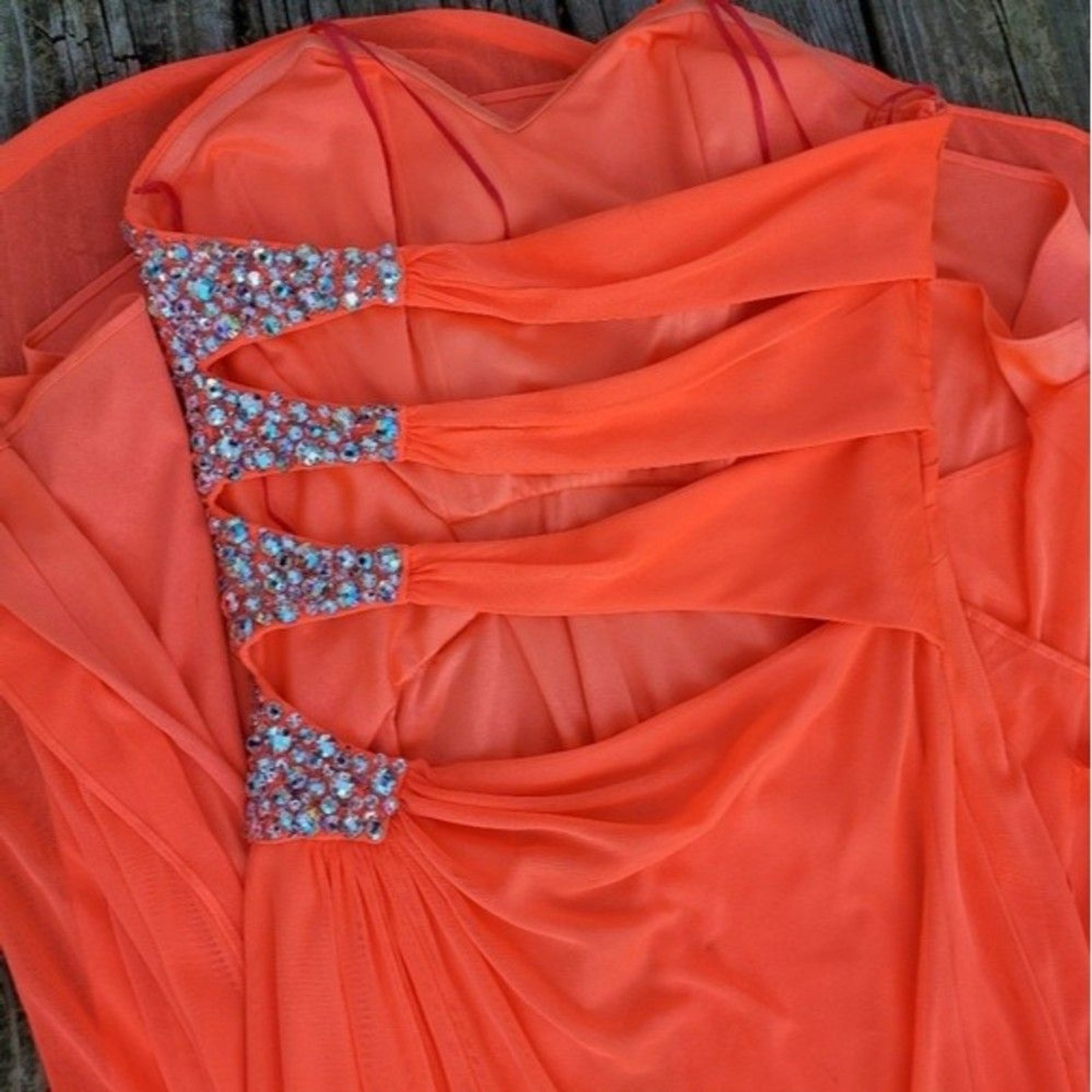 Morgan & Co. Coral Strapless Sweetheart Formal Dress