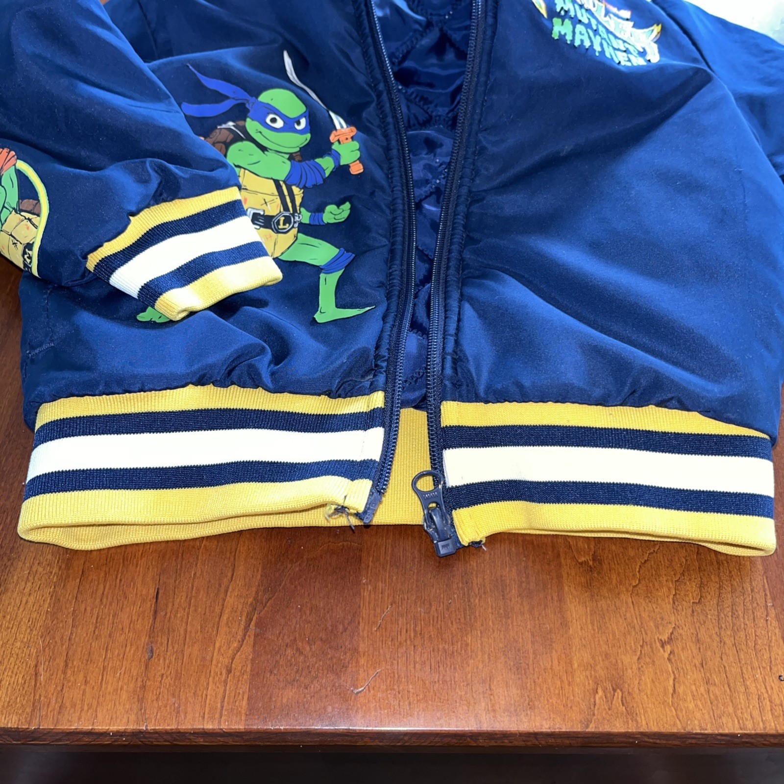 TMNT Teenage Mutant Ninja Turtles Boys Bomber Jacket Size 10/12 Mutant Mayhem