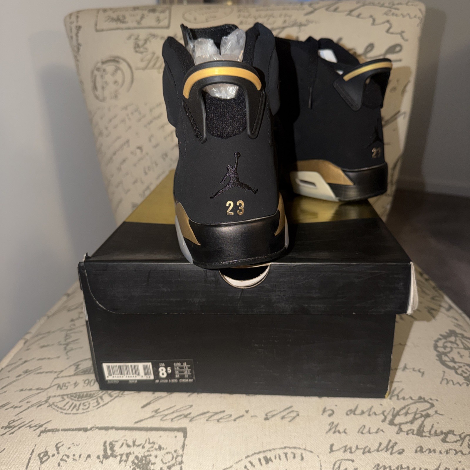 Nike Air Jordan 6 Retro