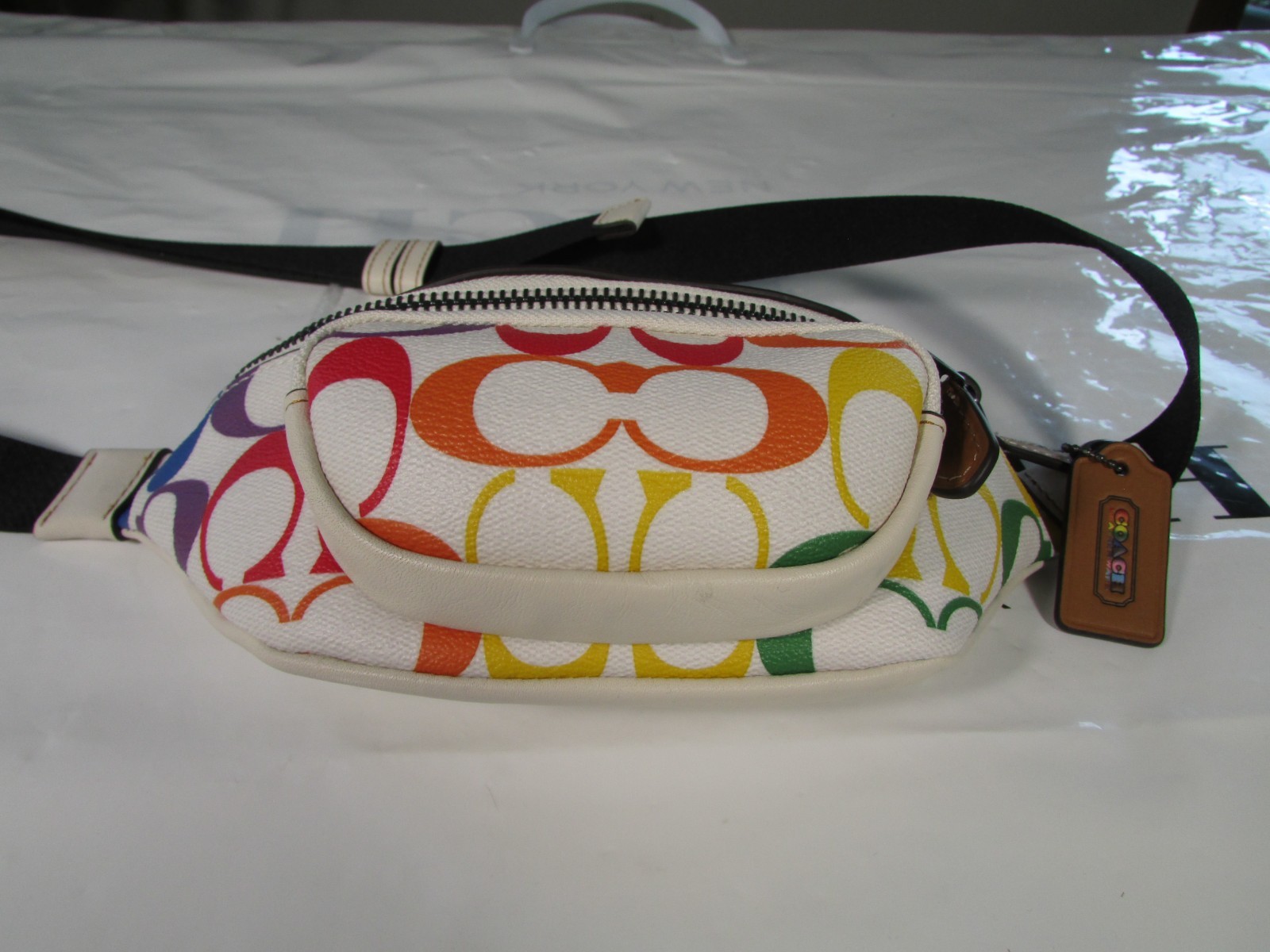 NWT Coach Sprint Belt Bag 24 in Rainbow Signature CanvasCJ682 Chalk Multi