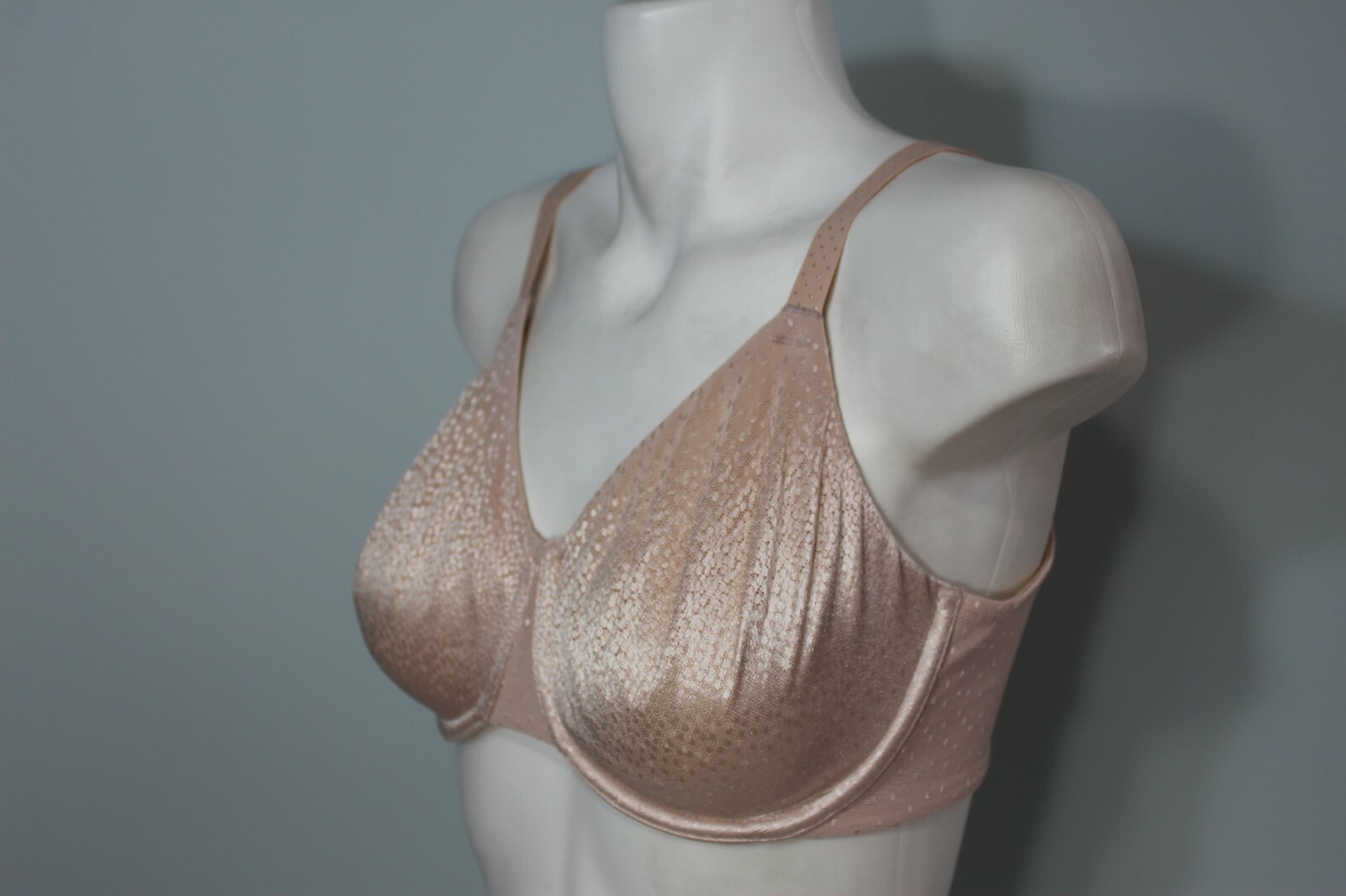 Wacoal 855303 Back Appeal Unlined Underwire Full Coverage Bra Size 36C