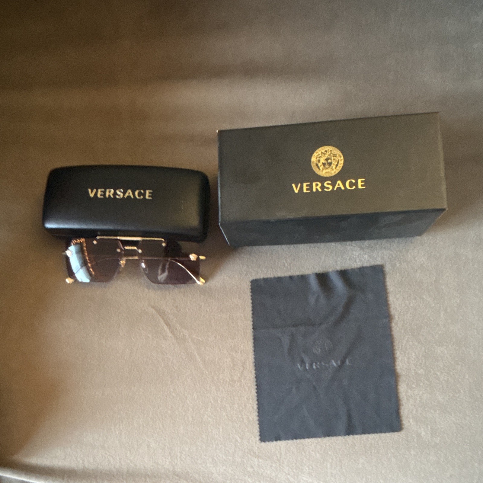 Versace Men’s Rimless Sunglasses Gold Metal Frame Brown Tinted Lenses w/ Case