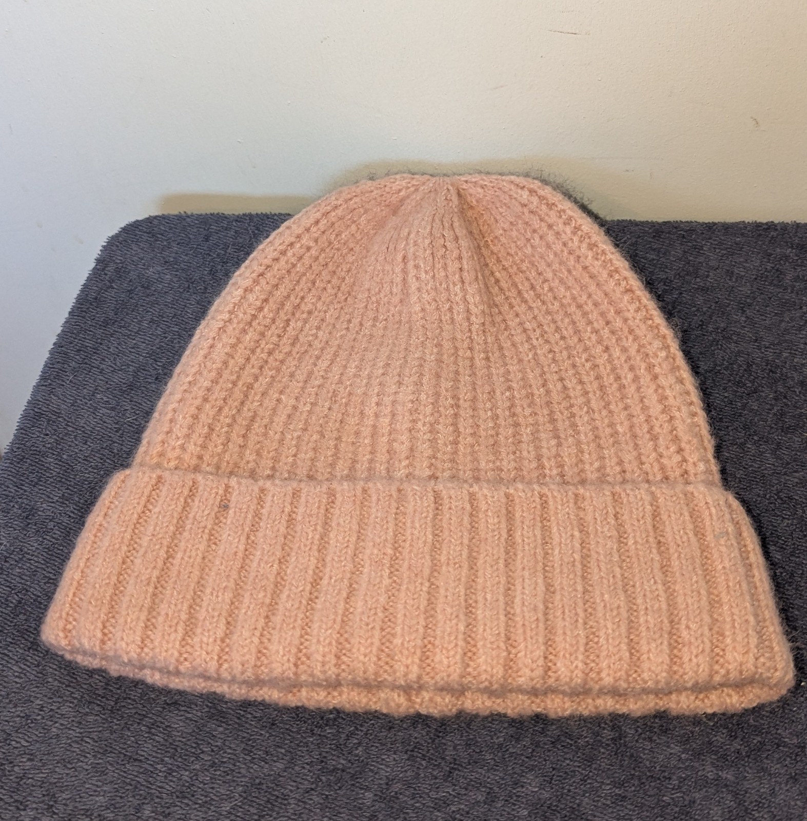 Free People Ribbed Beanie Hat One Size Pink Brand New Cuffed Knit