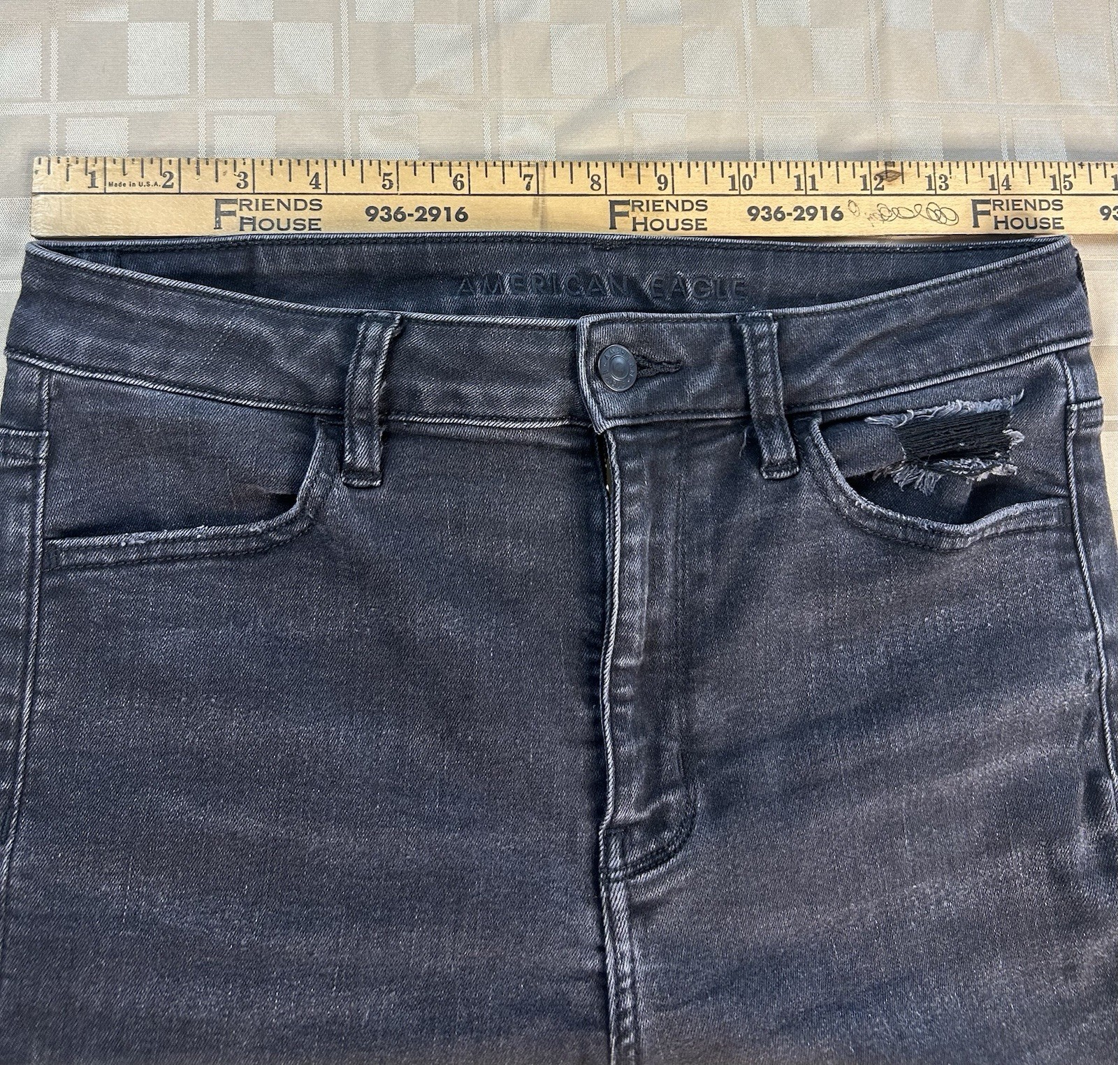 American Eagle | W10 Short | Black | Next Level Stretch Distressed Jeans