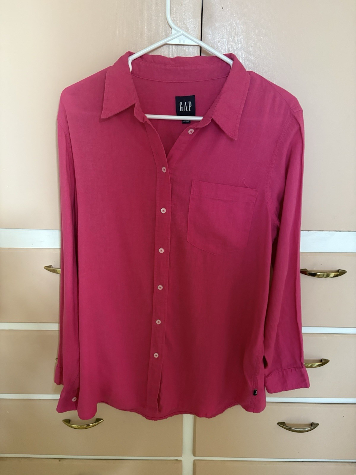 GAP Women’s Pink Button Front Roll Tab Sleeve Blouse Shirt Size Medium