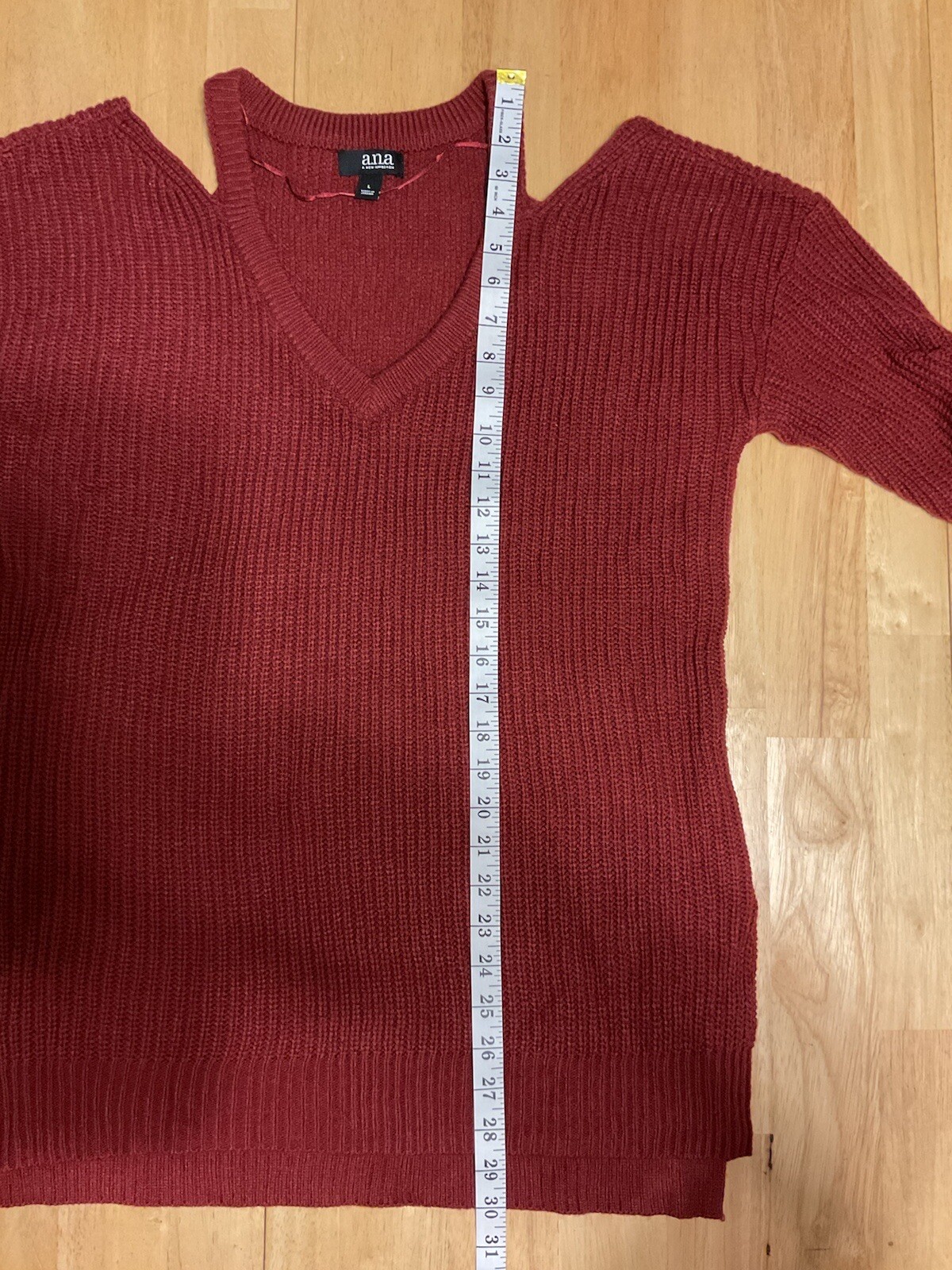 NWT A.n.a Laredo Red Size Large Cold Shoulder Tunic Sweater Adjustable Sleeves