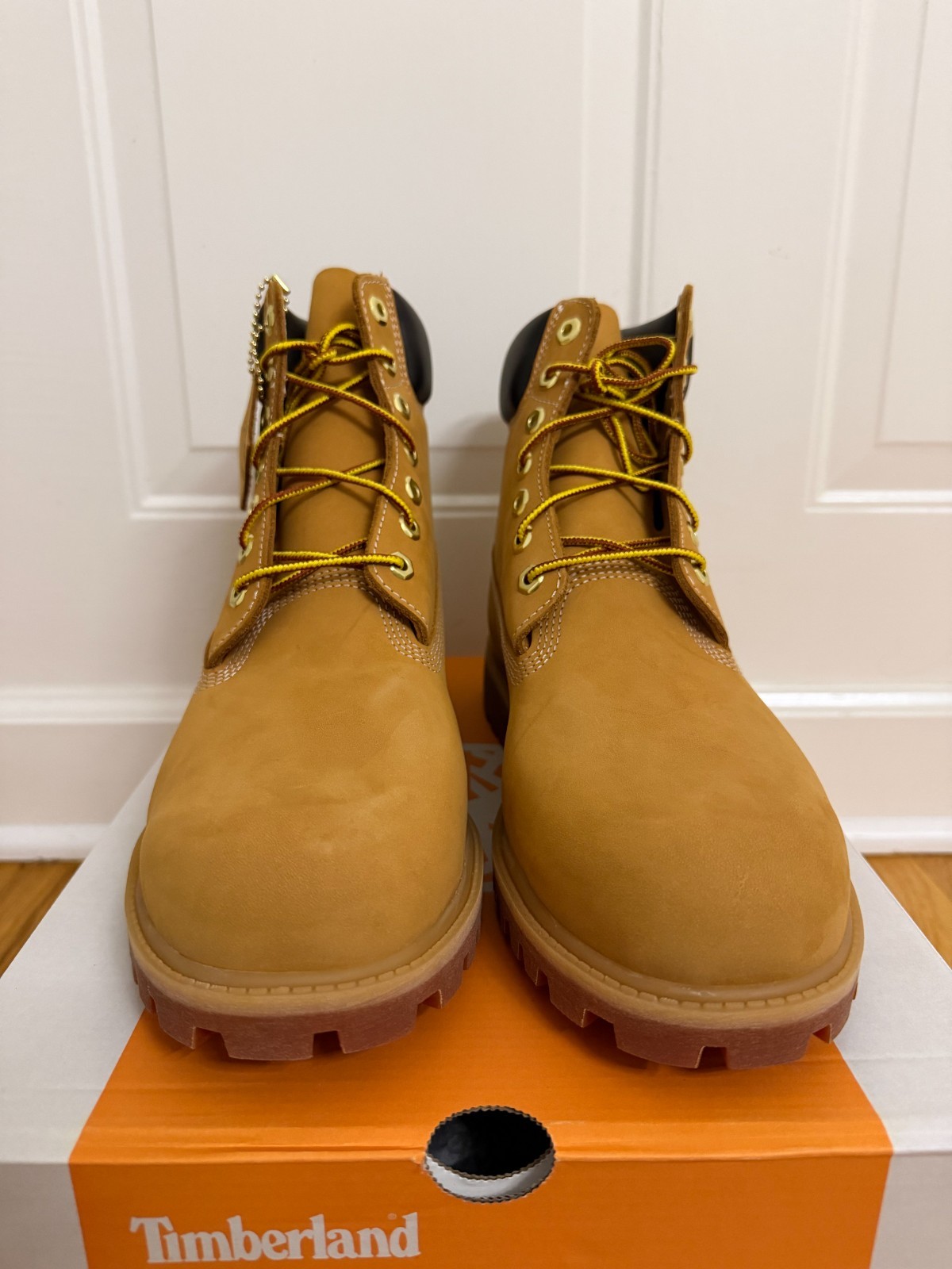 NEW Timberland 6 Inch Boot Wheat Nubuck Premium TB010061-713 Men’s Sz 9-12