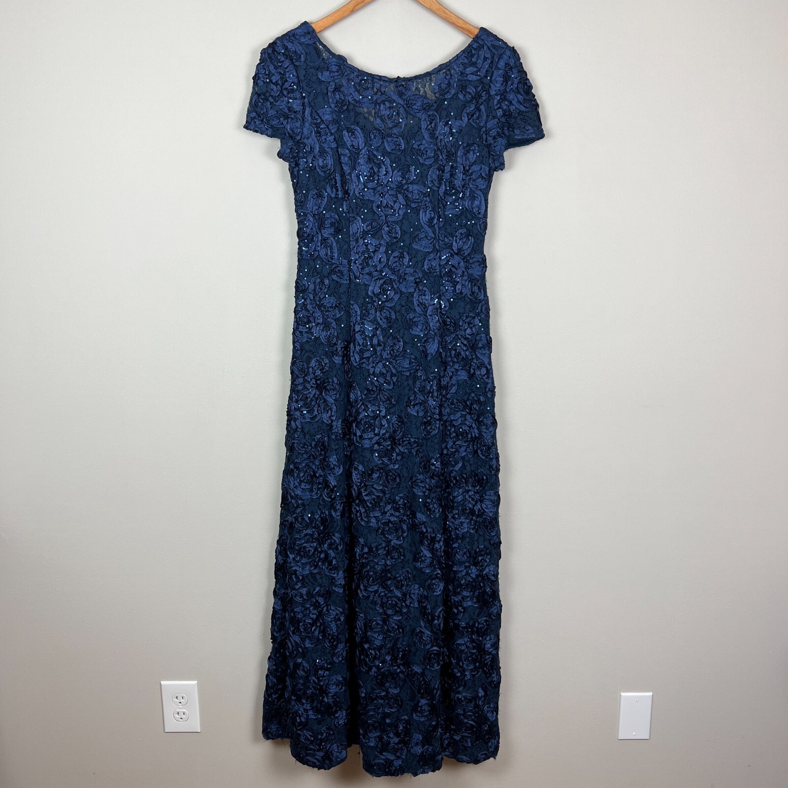 Alex Evenings Gown Dress Womens 8 Navy Blue Rosette Lace Sequin New Years Event
