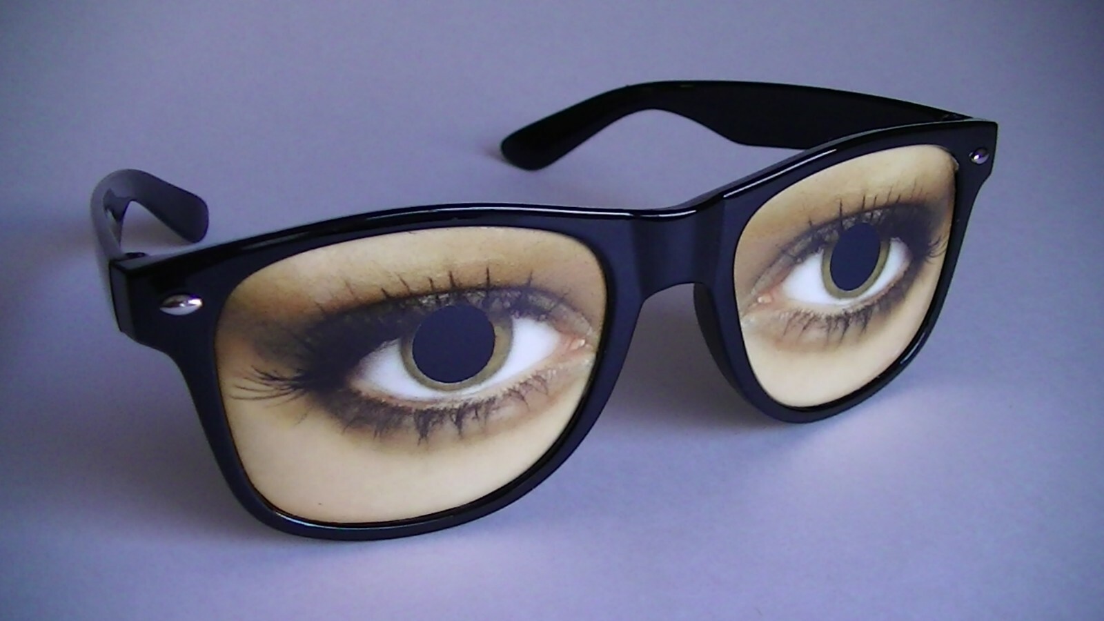 “USA Brown” – Unique Novelty Fun Glasses with Eyes from WeyesEyes.com