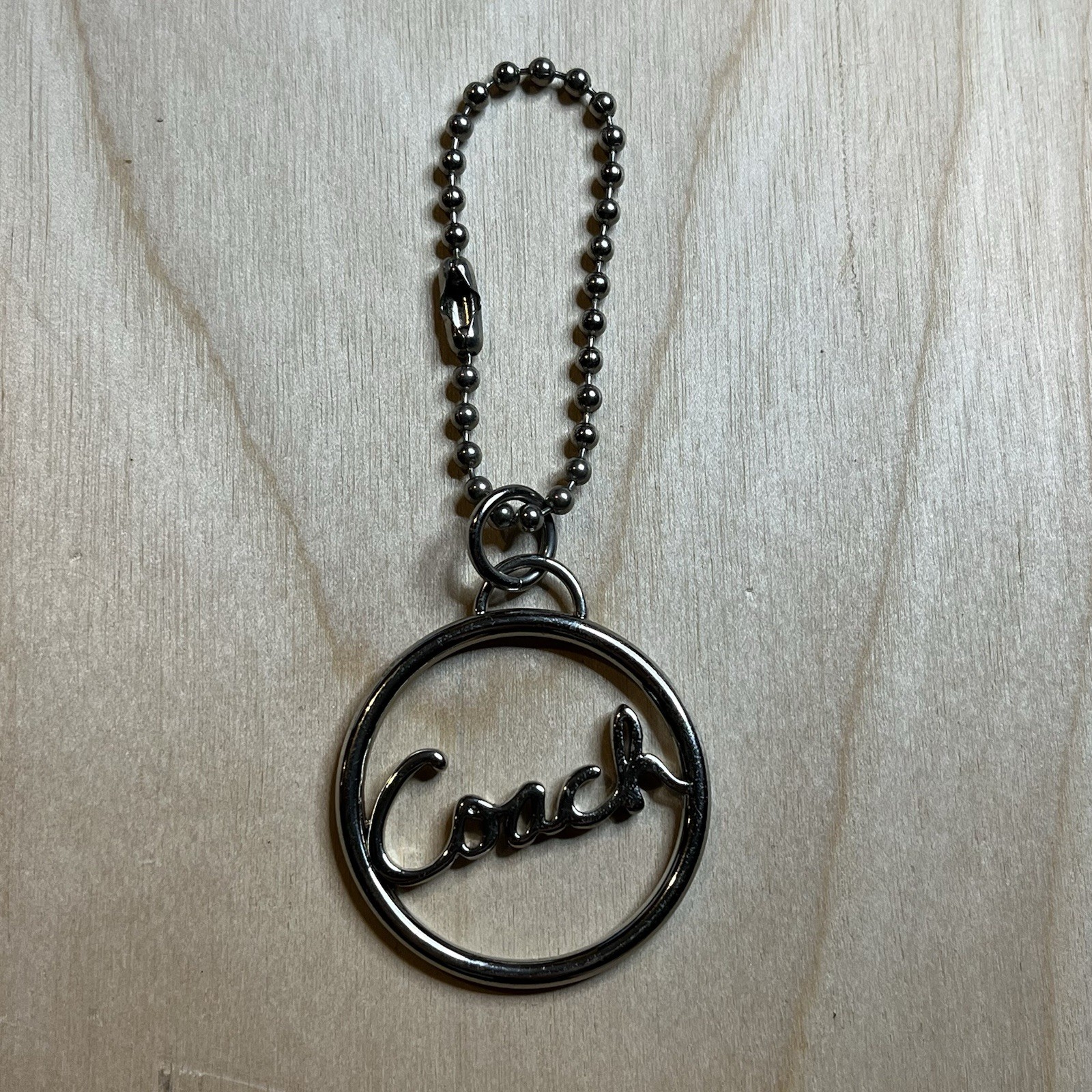 COACH ROUND SCRIPT Logo Silver Nickel Metal Key Fob Bag Charm Keychain Hang Tag