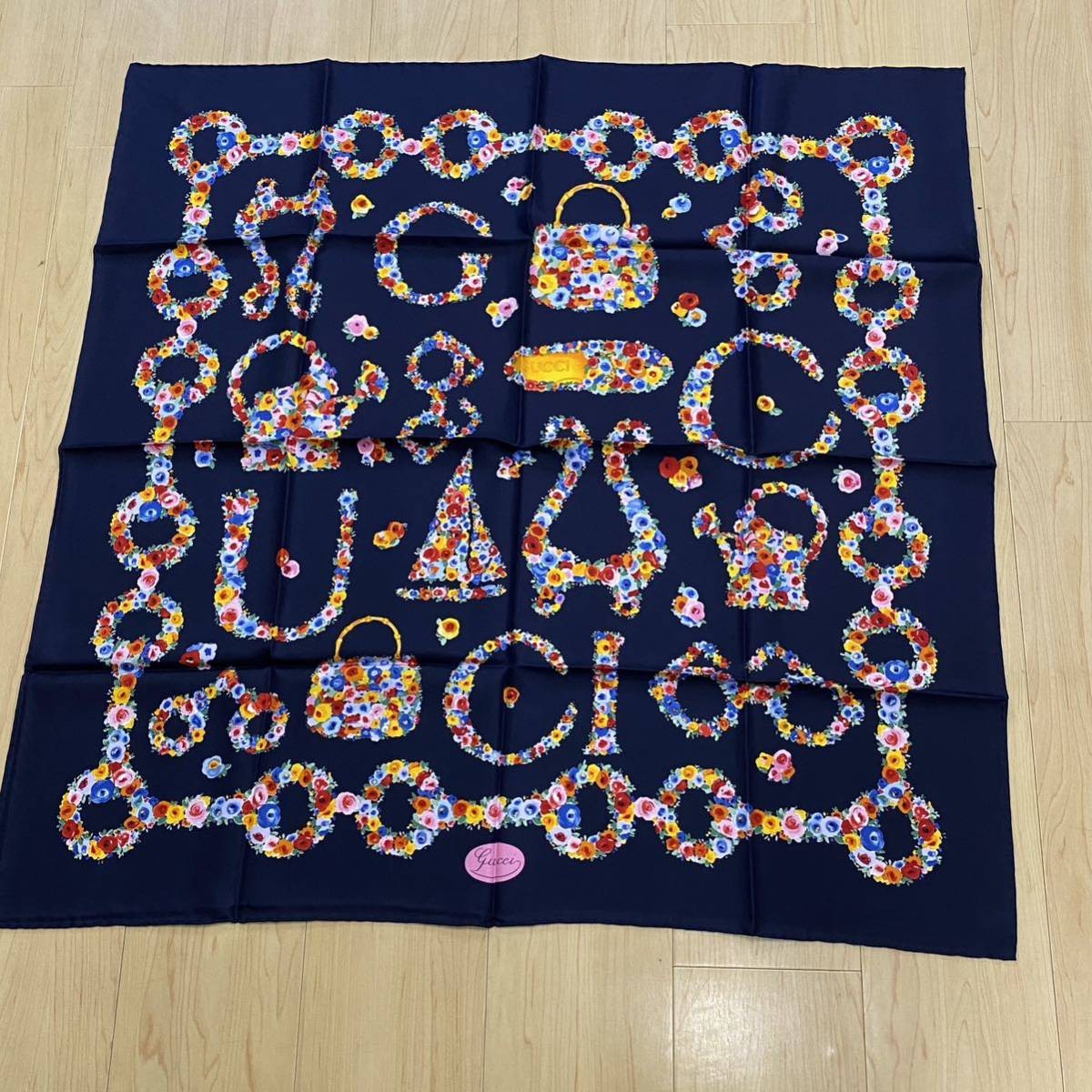 GUCCI Scarf Small Floral Pattern Logo Navy no.17 Japan