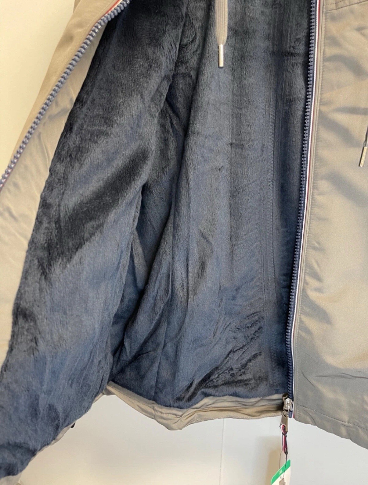 Tommy Hilfiger Ladies’ Lined Jacket Grey Size XL Logo Hooded Winter Coat
