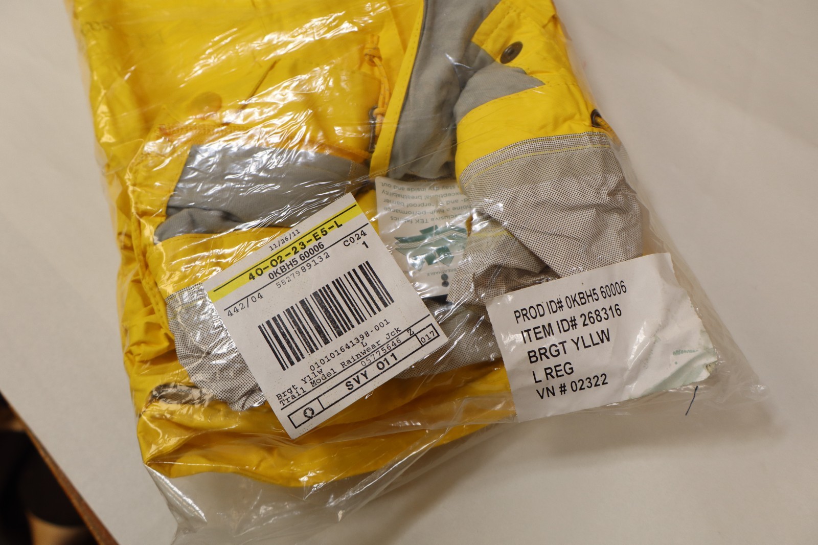 LL Bean Trail Model Rainwear Rain Jacket Bright Yellow Large Regular