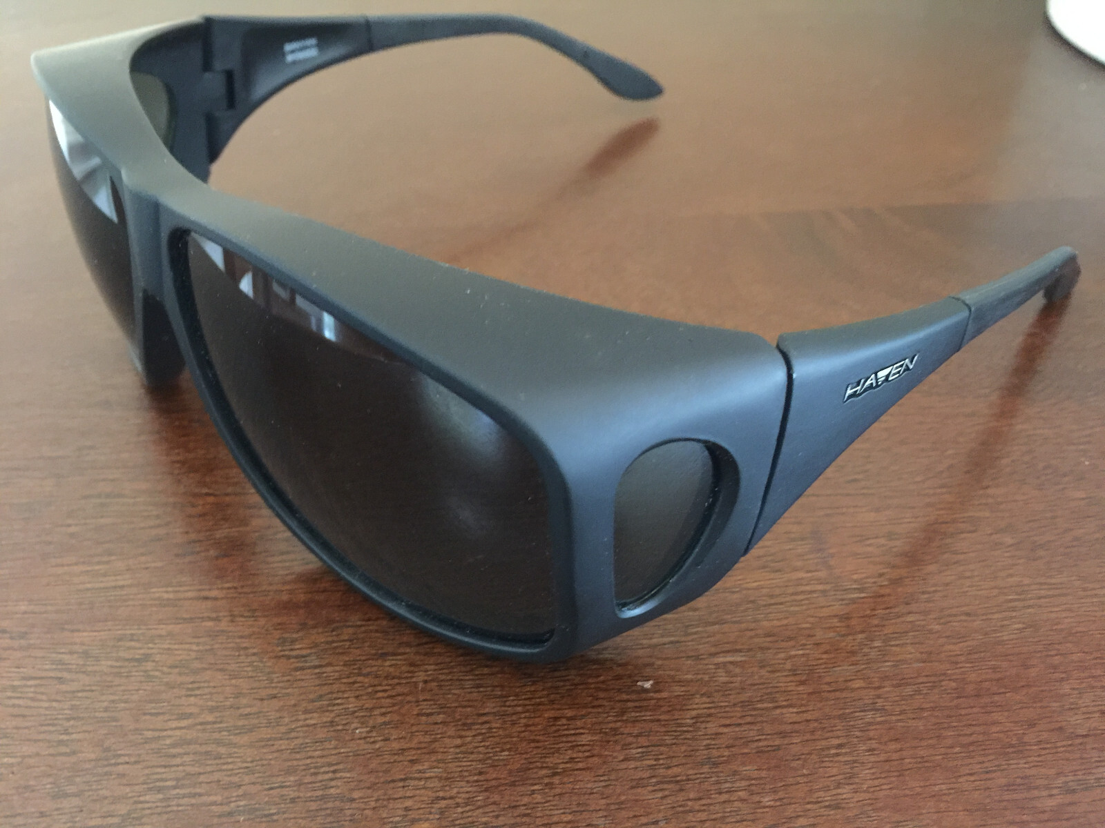 HAVEN FitsOver Sunwear POLARIZED Sunglasses Banyan 3H3600S XL Black w/soft case