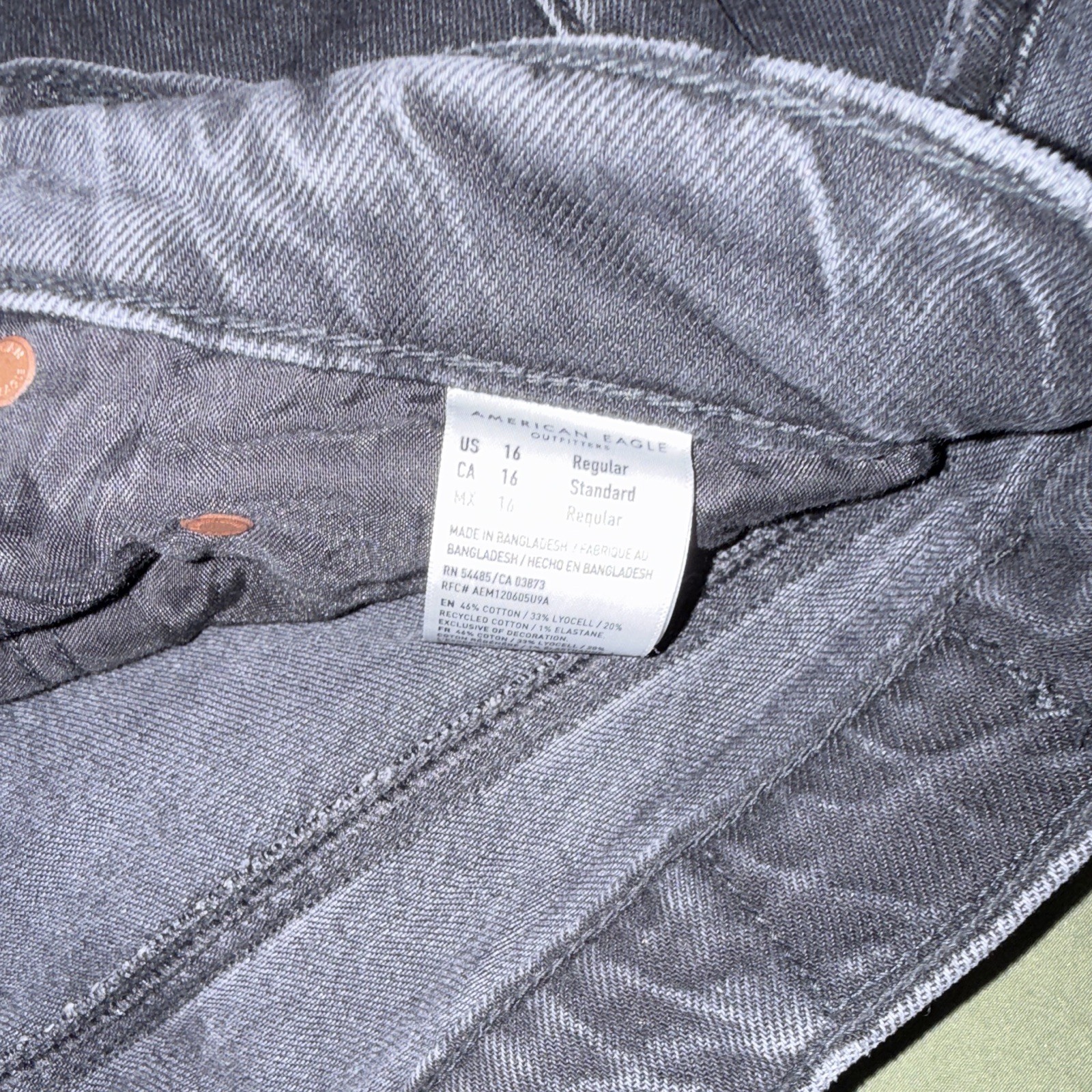 American Eagle Outfitters Black Charcoal Wash Stovepipe Jeans Size 16 Cuffed