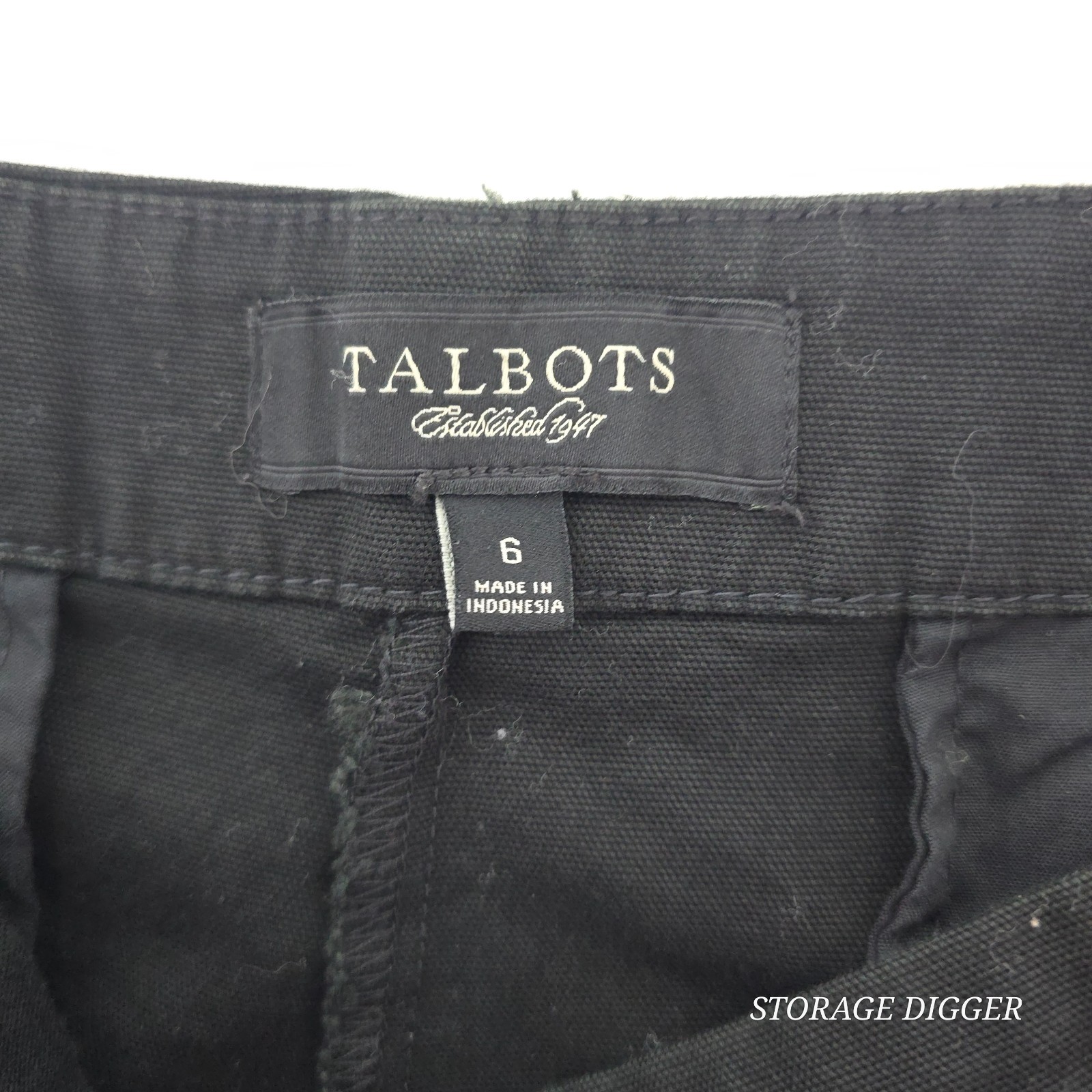 Talbots Women’s Black Classic Side Zip Straight Leg Mid Rise Pants Size 6