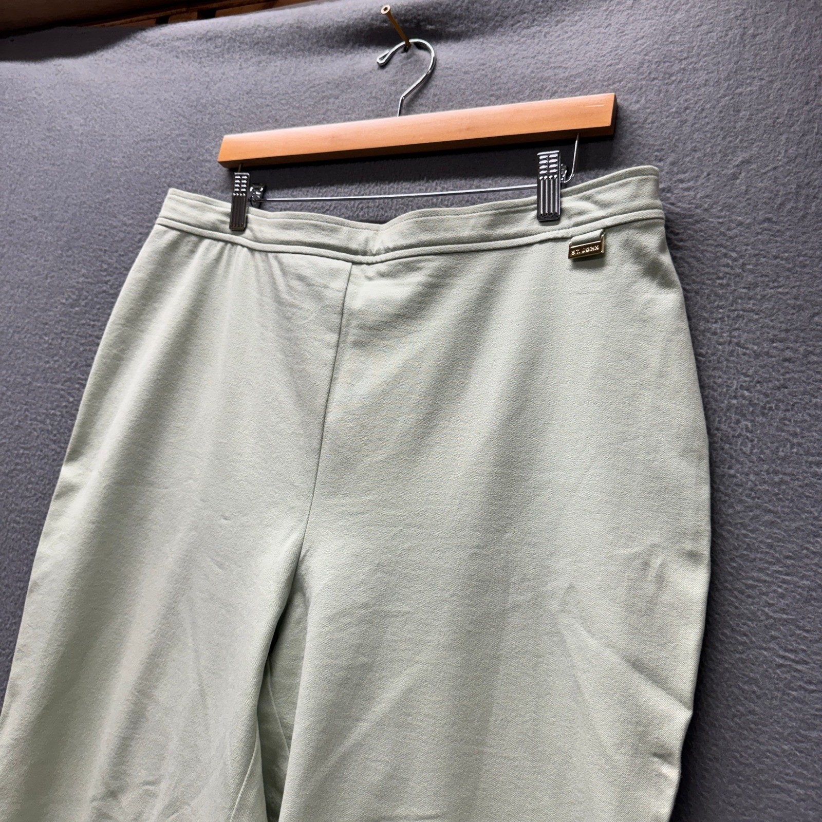St John Sport Pants Womens 16 (37×31 ACTUAL) Straight Leg Pale Green Trousers